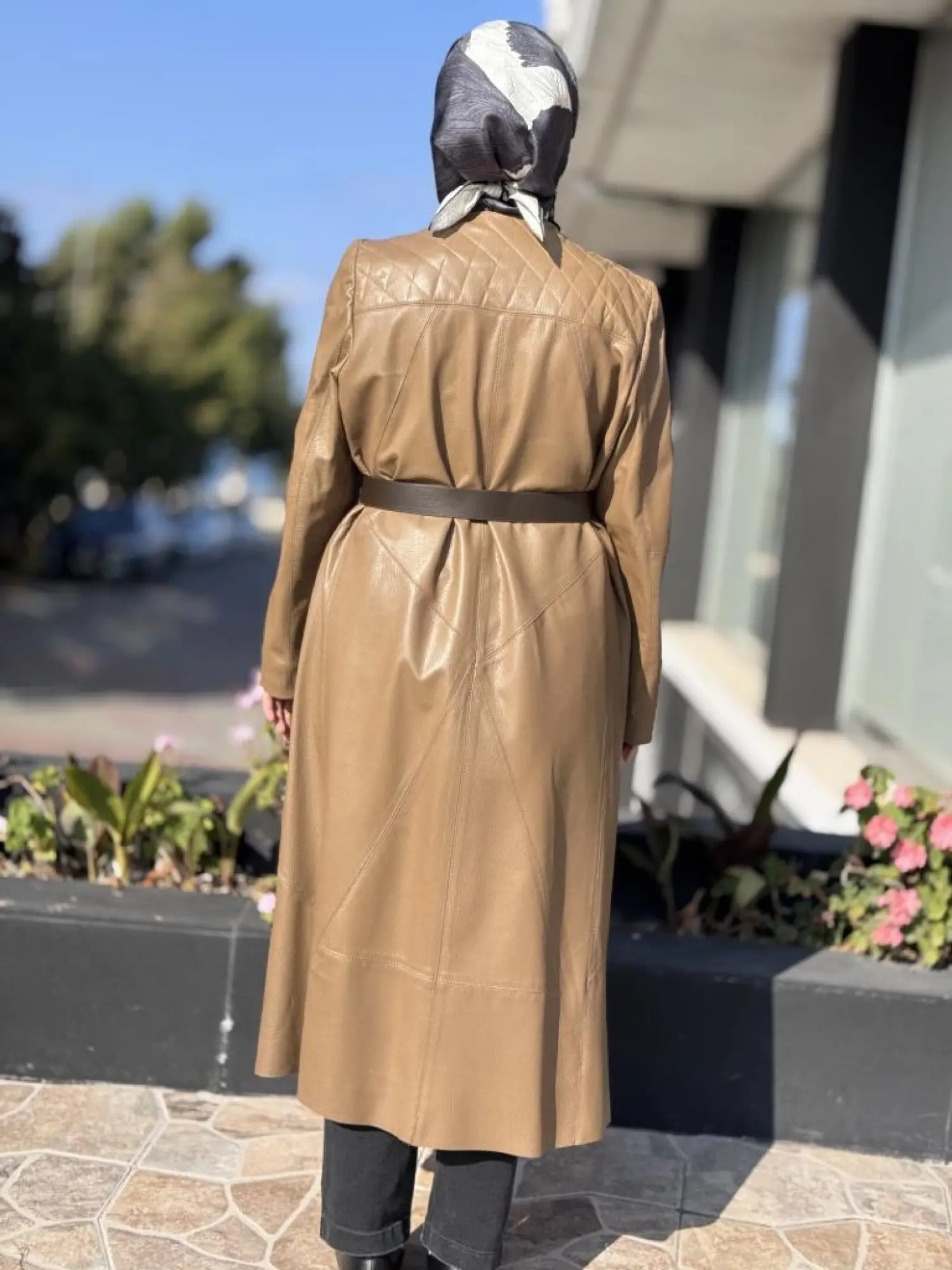 Misswhence Deri Pardesü 38420