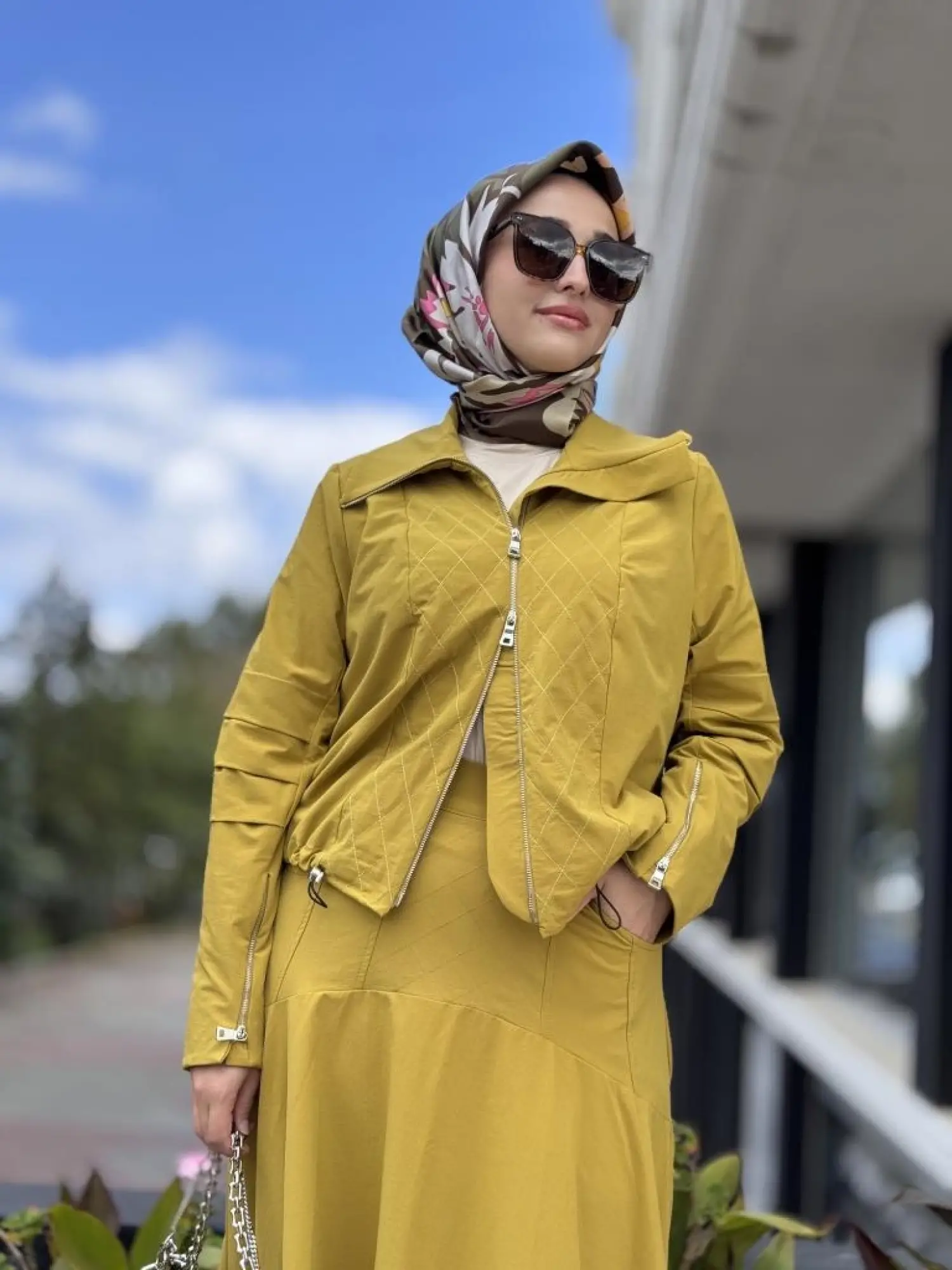 Misswhence Dikiş ve Büzgü Detaylı Ceket Etek Takım 38208