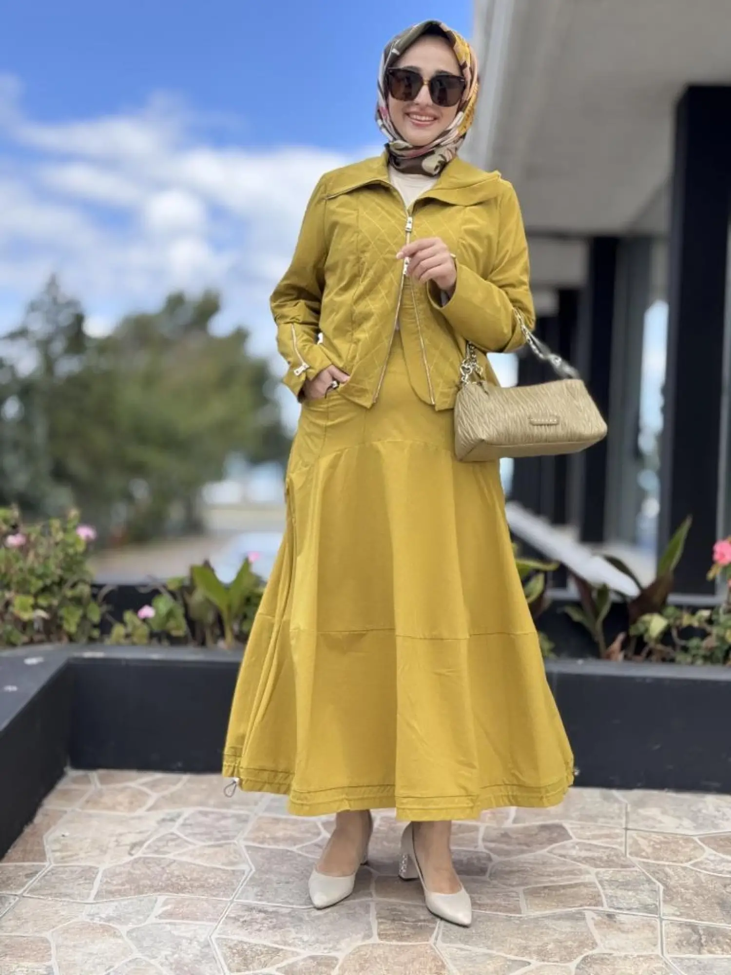 Misswhence Dikiş ve Büzgü Detaylı Ceket Etek Takım 38208