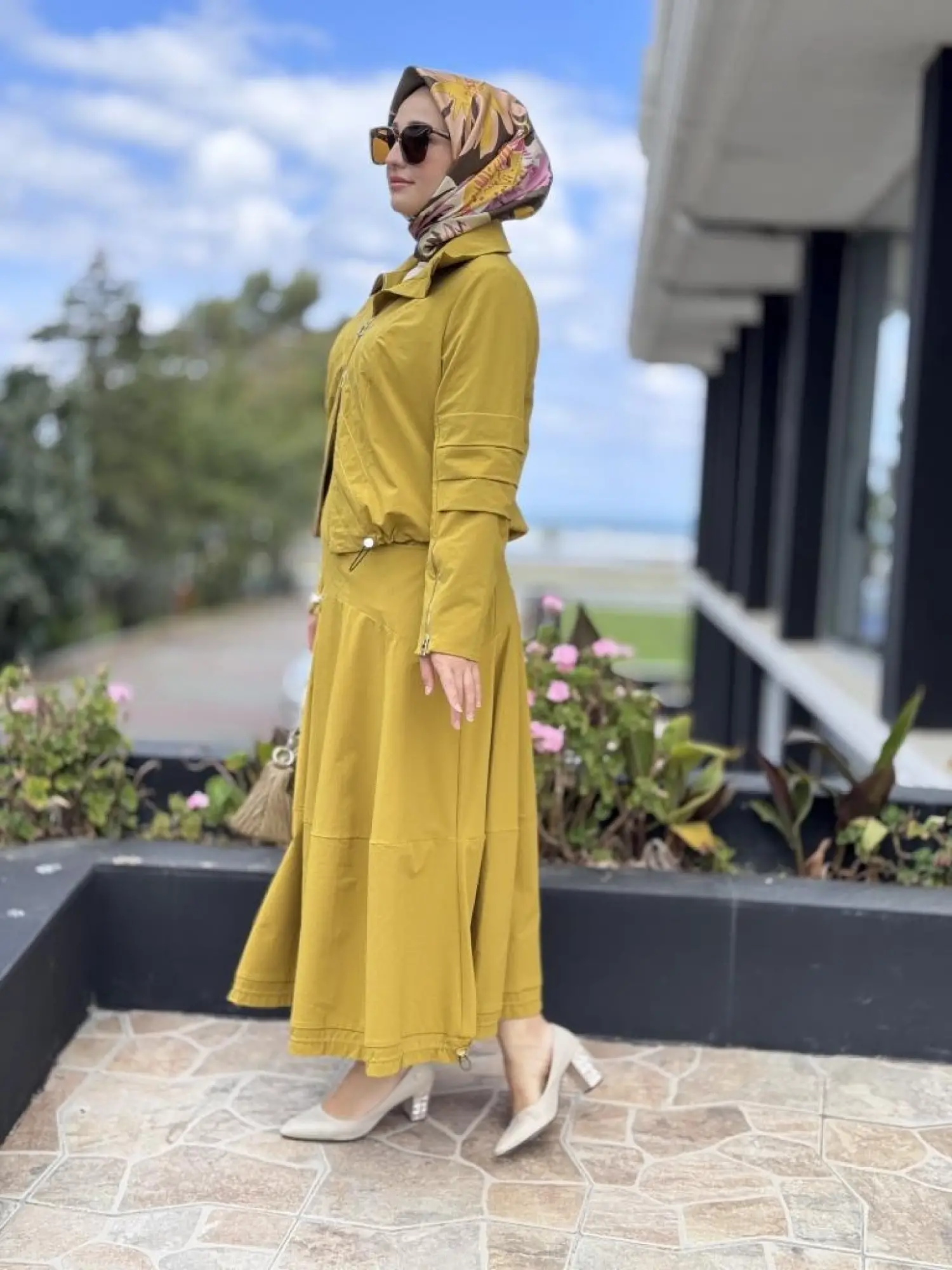 Misswhence Dikiş ve Büzgü Detaylı Ceket Etek Takım 38208