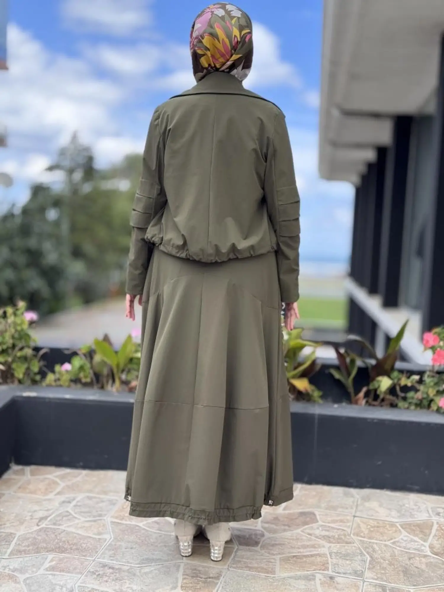 Misswhence Dikiş ve Büzgü Detaylı Ceket Etek Takım 38208