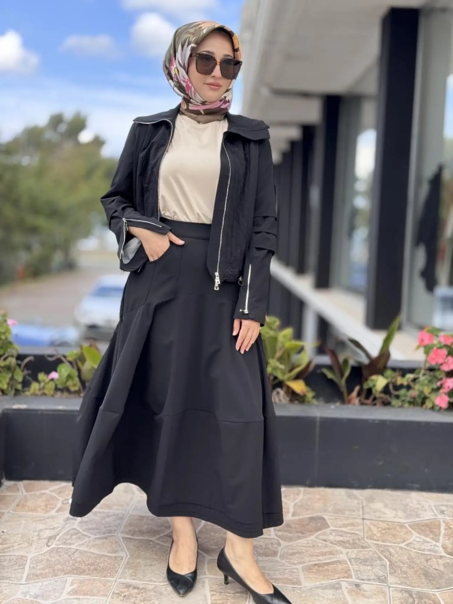 Misswhence Dikiş ve Büzgü Detaylı Ceket Etek Takım 38208