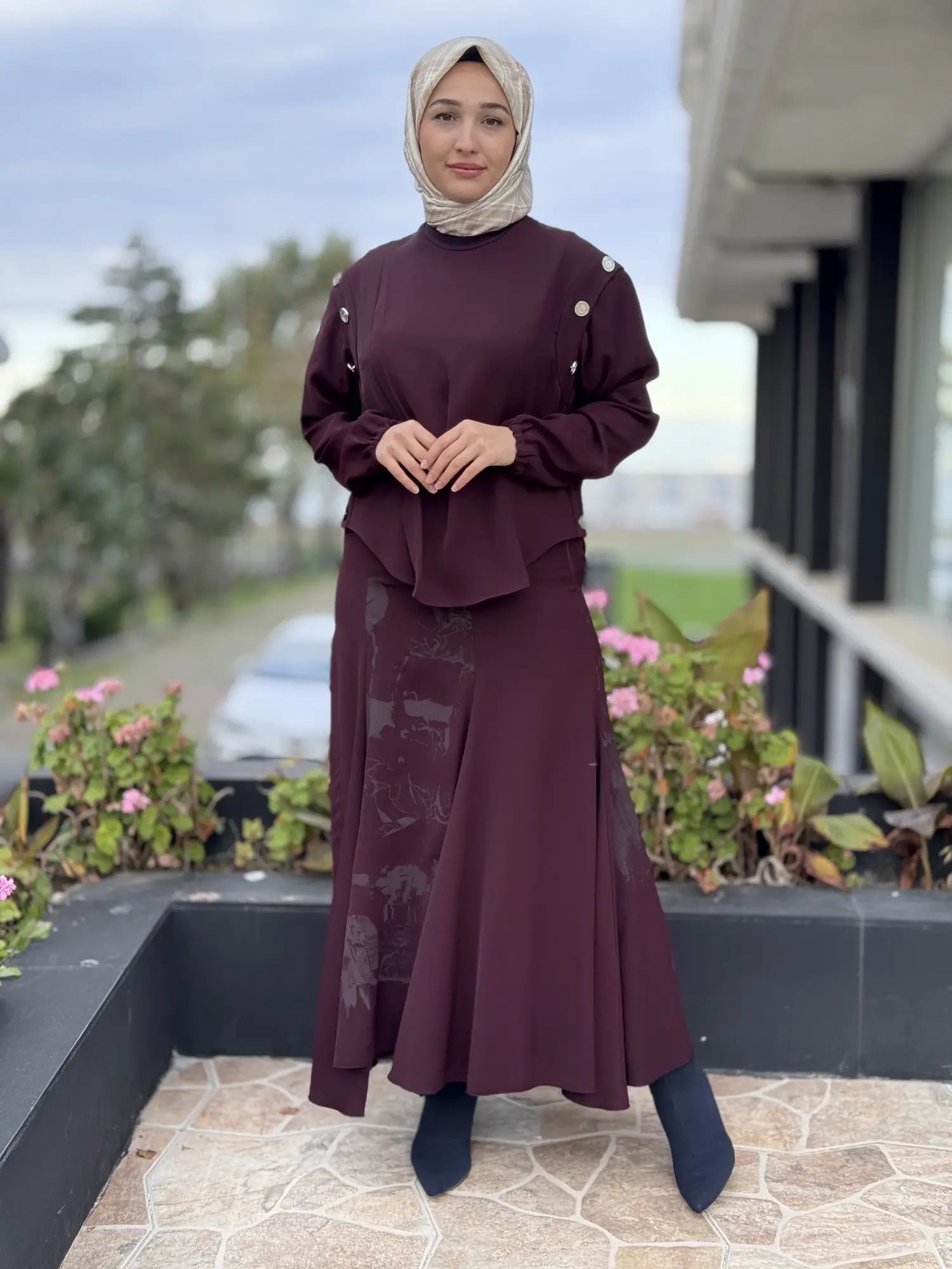 Misswhence Düğme ve Baskı Detaylı Etek Bluz Takım 38032