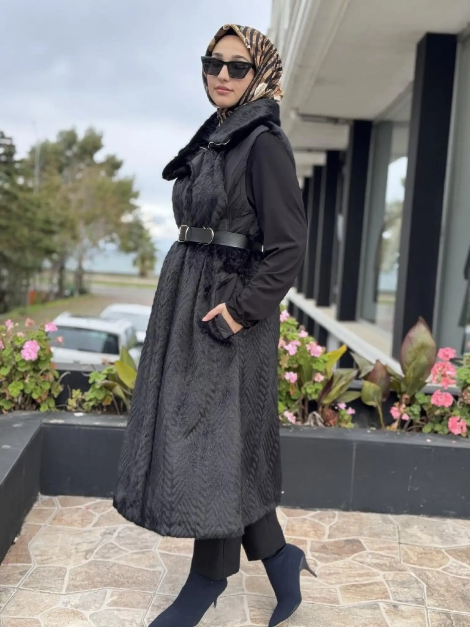 Misswhence Kapitone Detaylı Uzun Kürk Yelek 38700