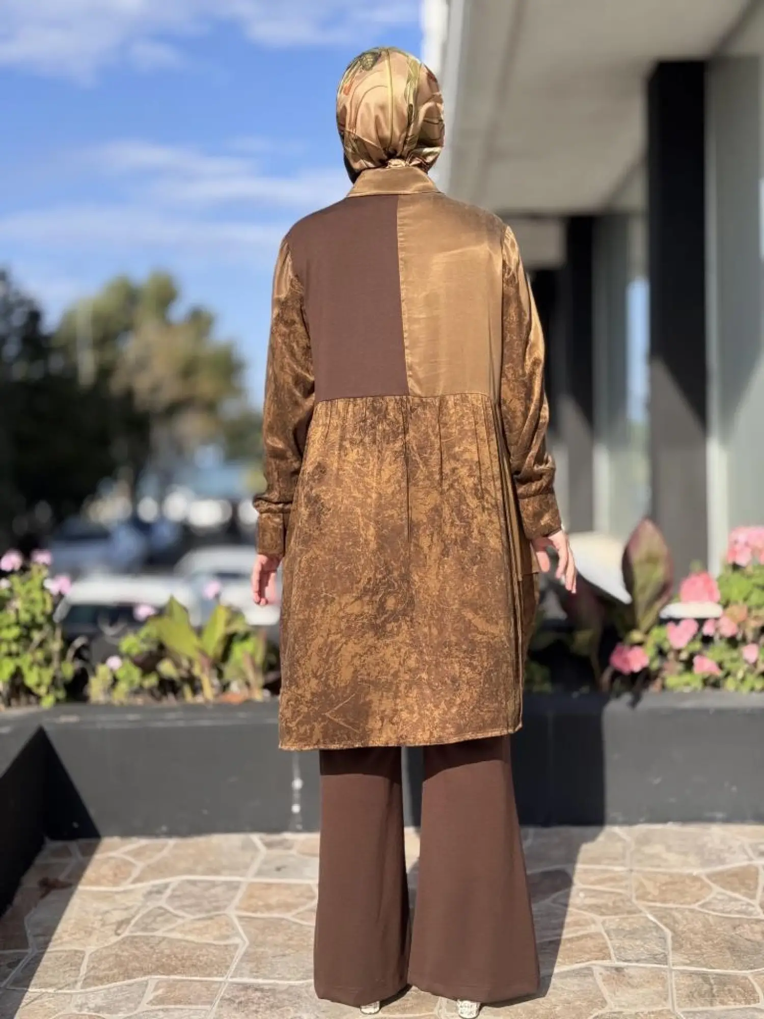 Misswhence Kendinden Desenli Viscon Parça Detaylı İpek Gömlek 38303