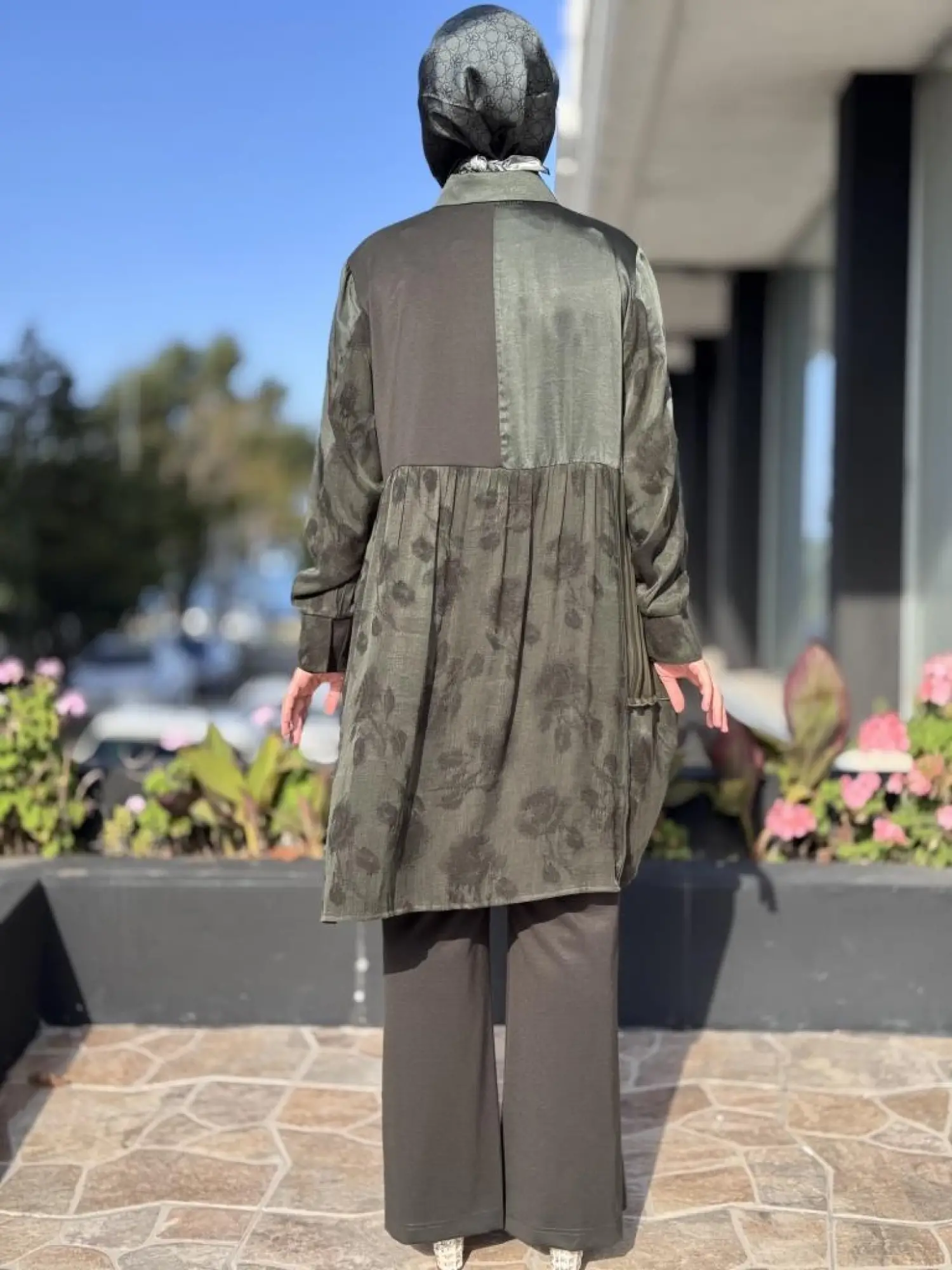 Misswhence Kendinden Desenli Viscon Parça Detaylı İpek Gömlek 38303