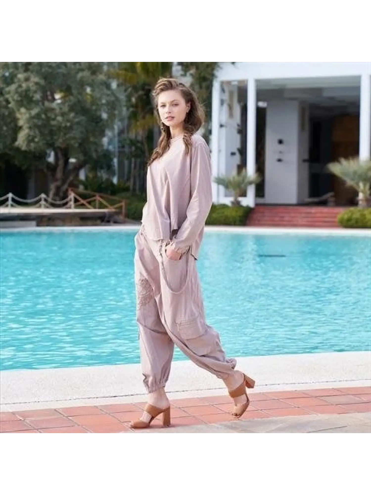 MİSSWHENCE KOLLARI LASTİKLİ PENYE TUNİK 33000