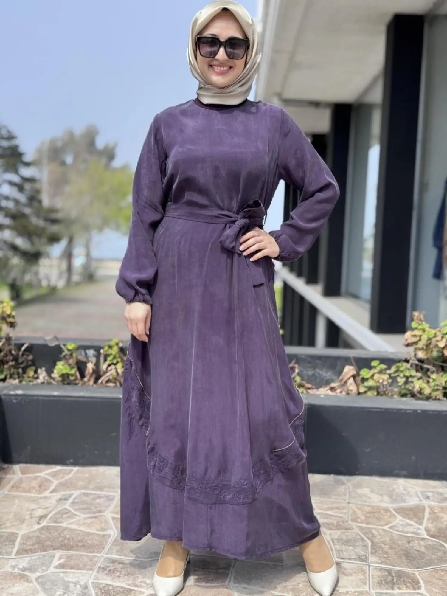 Misswhence Nakış ve Fermuar Detaylı Cupra İpek Elbise 37800