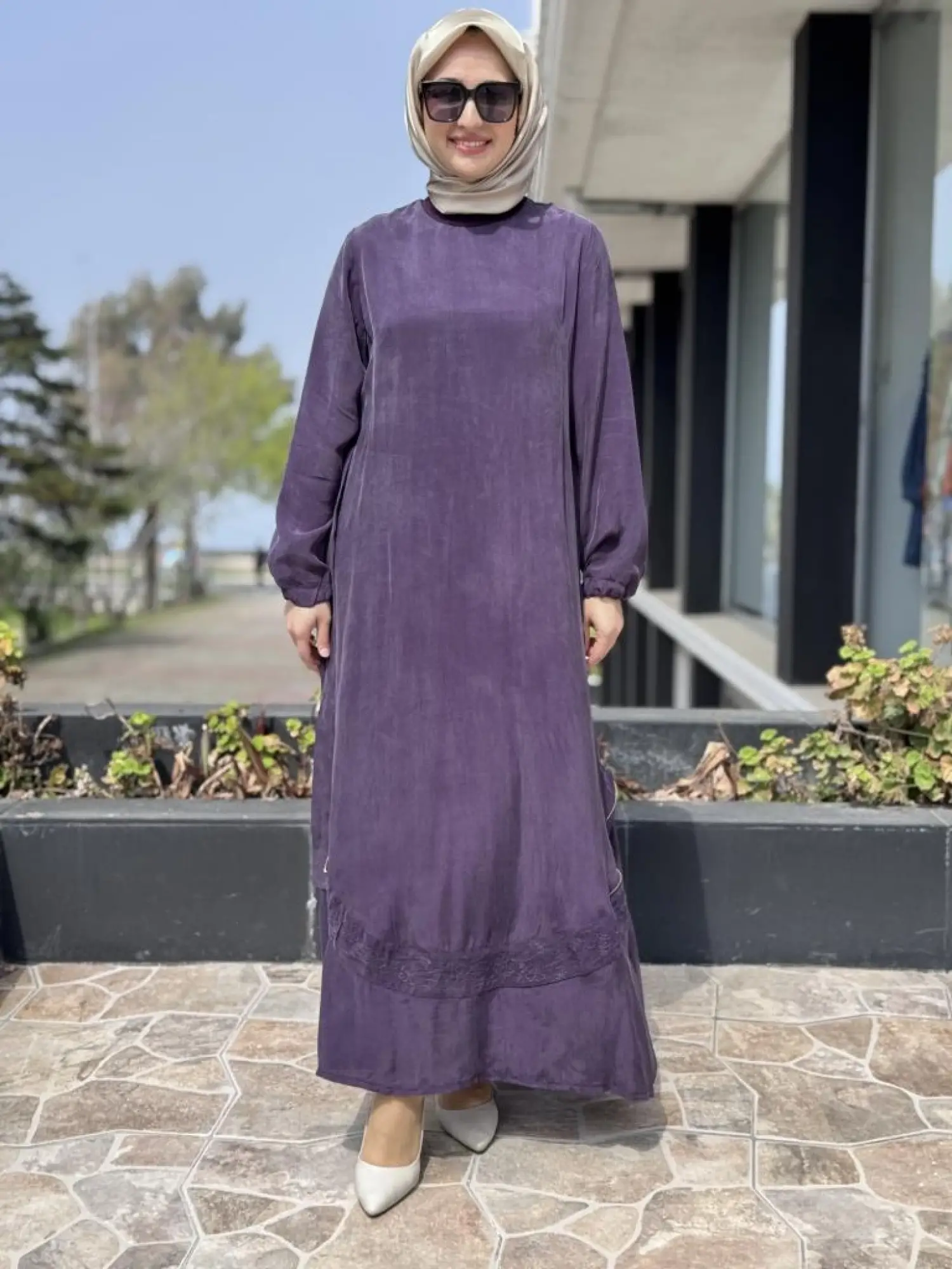 Misswhence Nakış ve Fermuar Detaylı Cupra İpek Elbise 37800