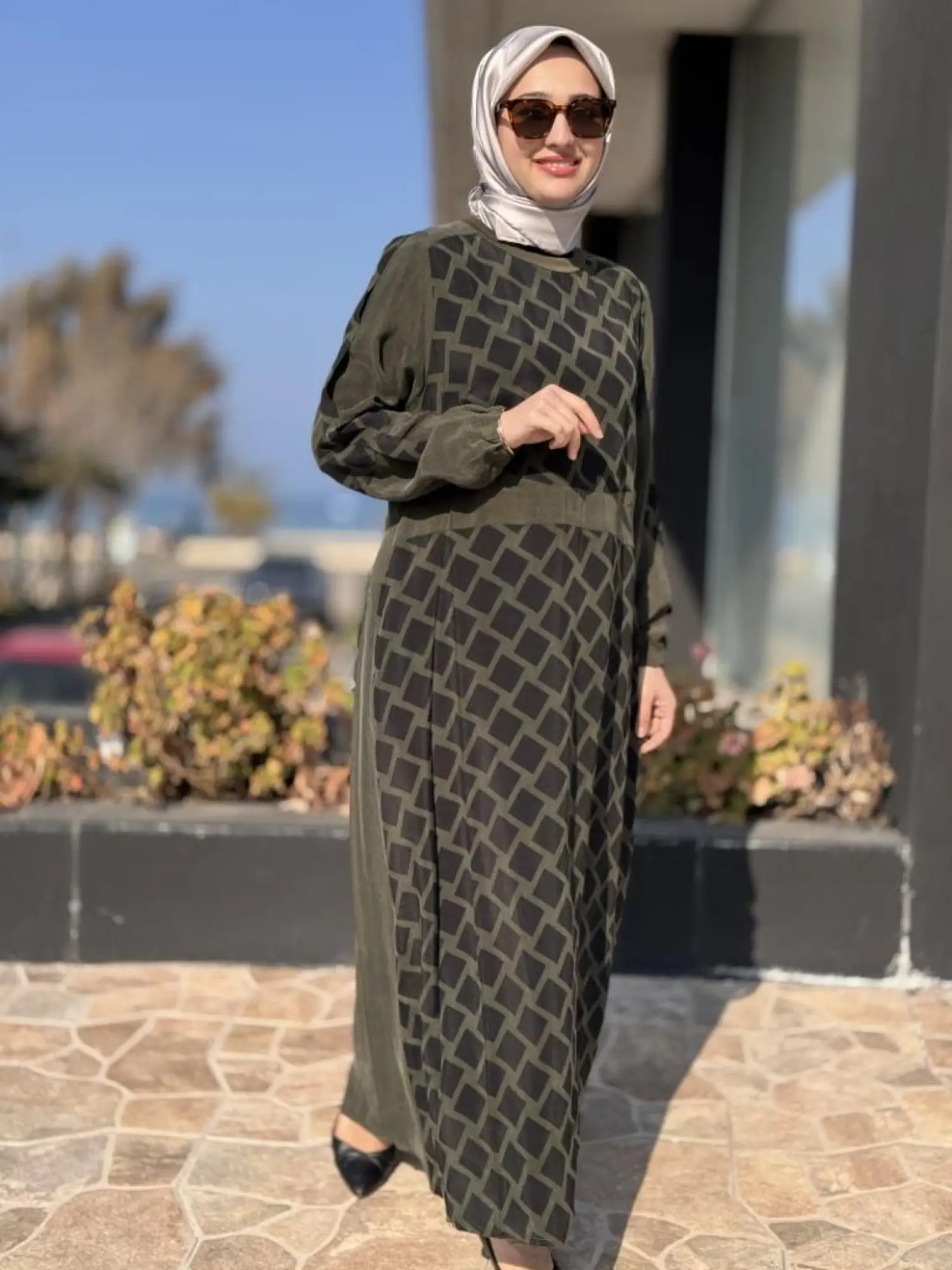 Misswhence Önü Desenli Arkası Sade Cupra İpek Elbise 37825