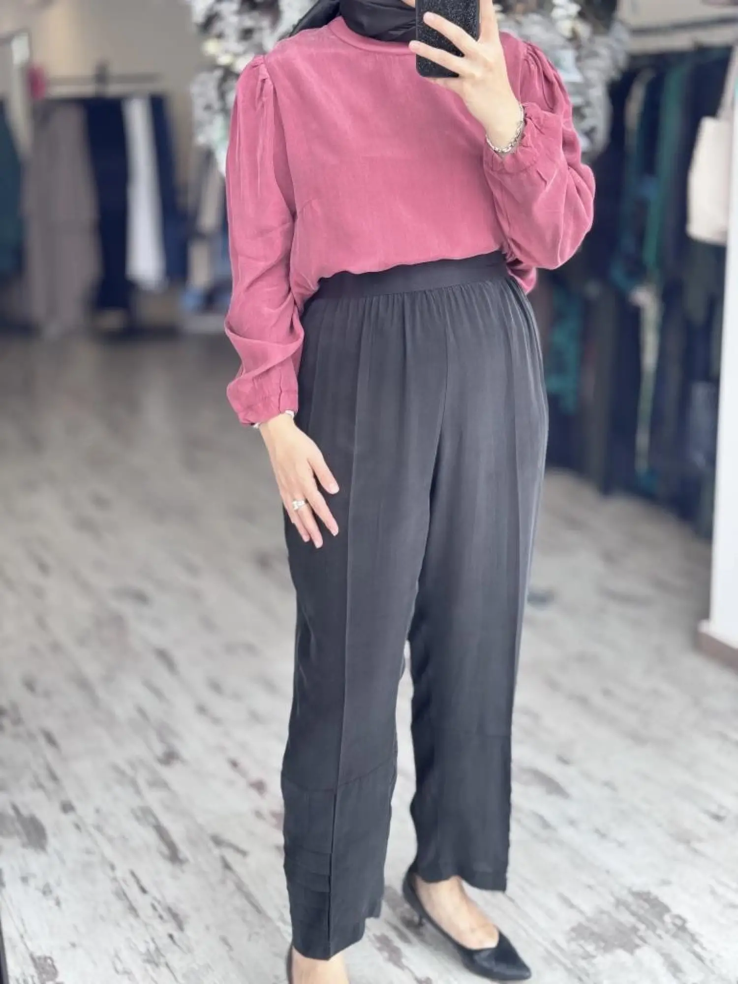 Misswhence Paçası Drape Detaylı Beli Lastikli Cupra İpek Pantolon 37108