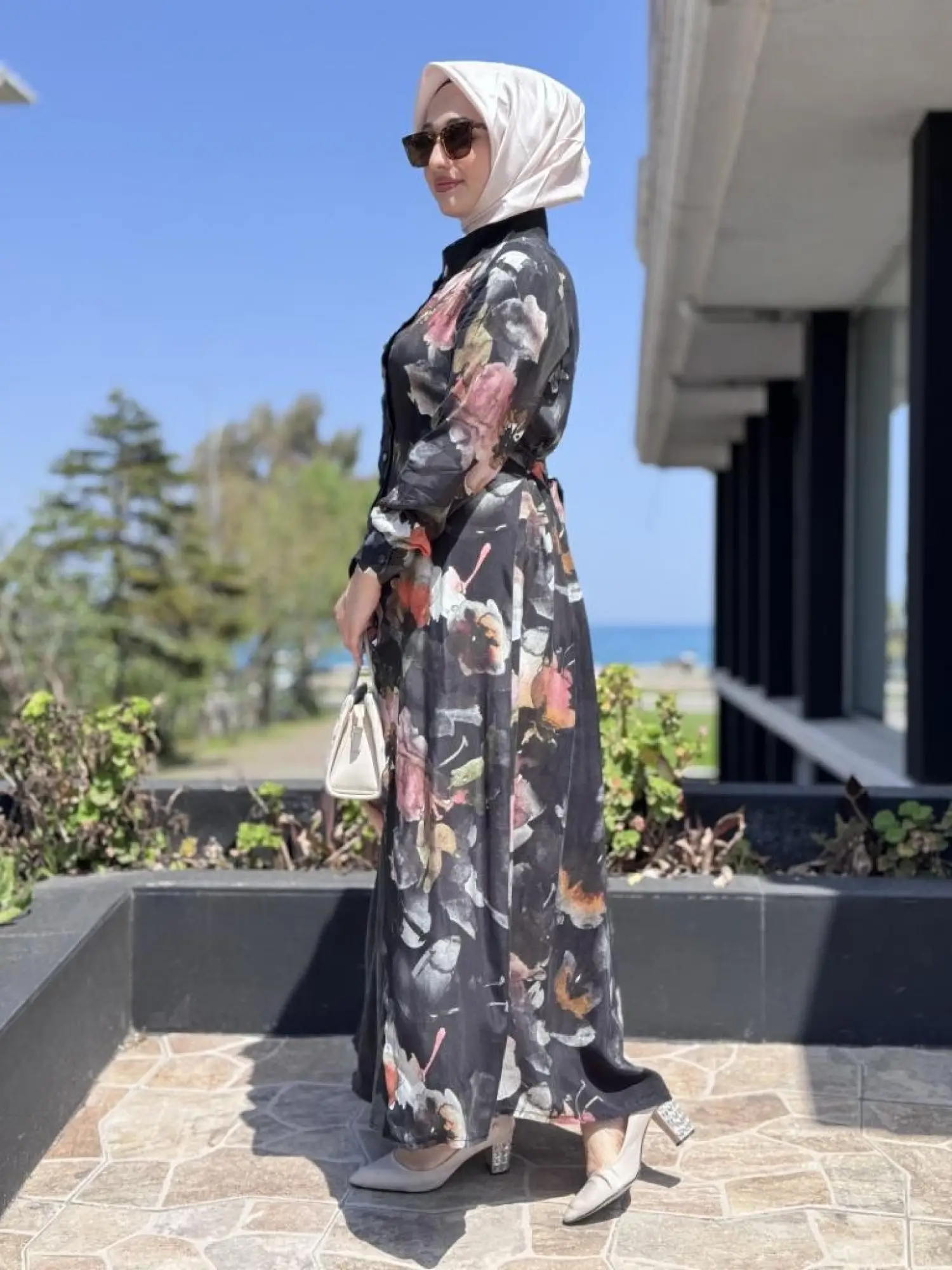 Misswhence Parça Kumaş Detaylı Düğmeli Cupra İpek Elbise 37835