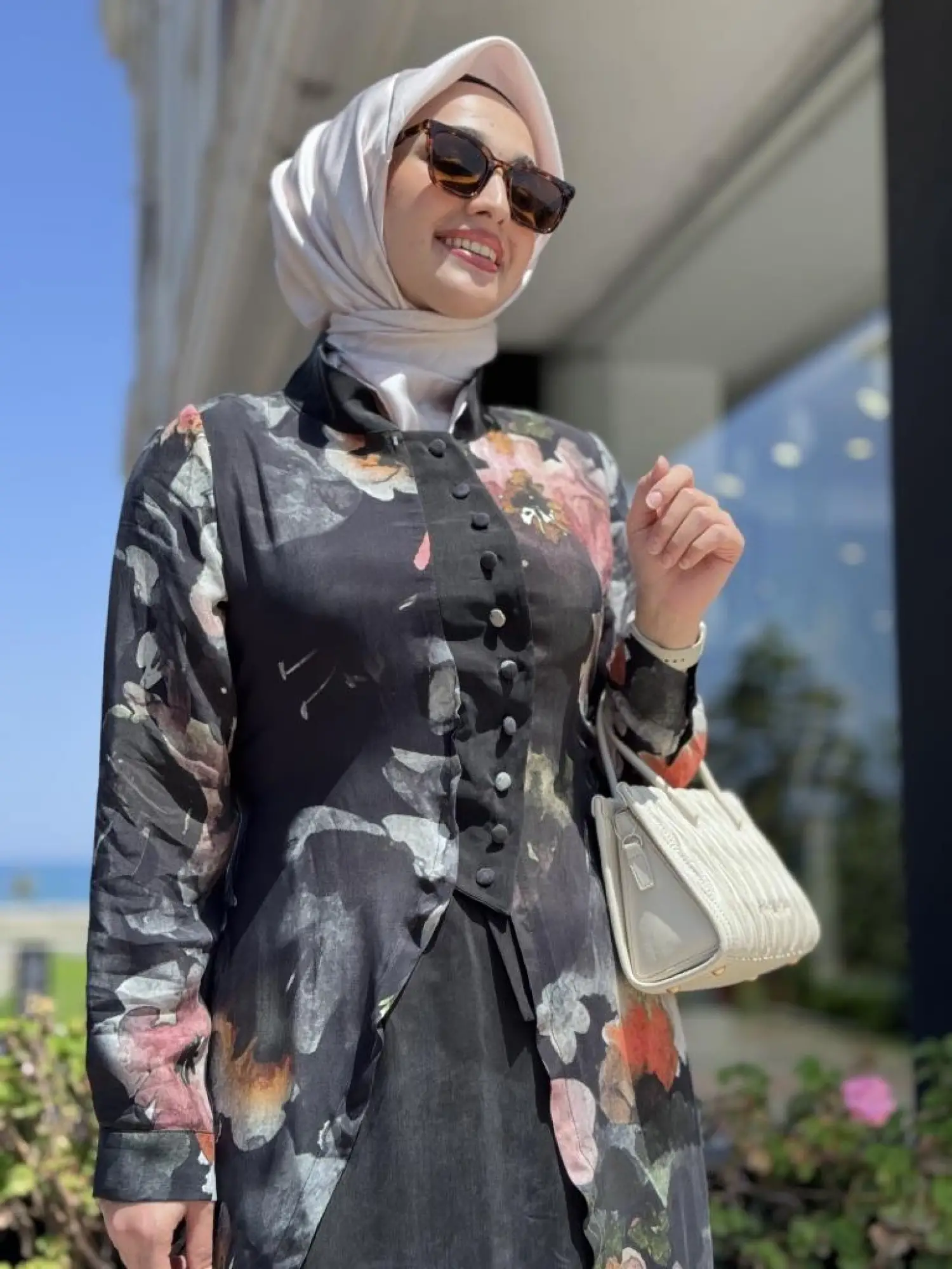 Misswhence Parça Kumaş Detaylı Düğmeli Cupra İpek Elbise 37835