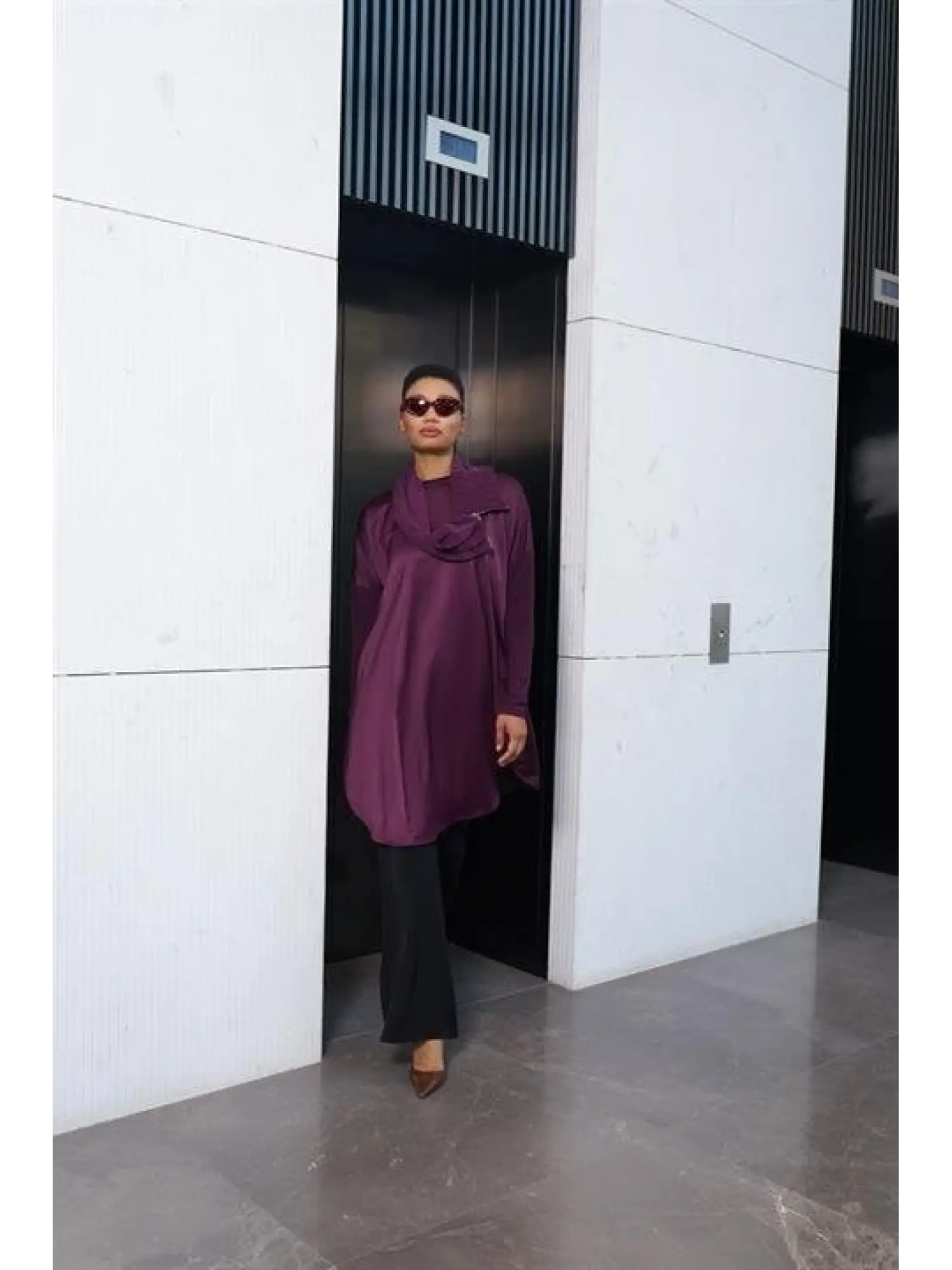 Misswhence Sırtı Fermuarlı Şal Yaka Viscon Tunik 34030