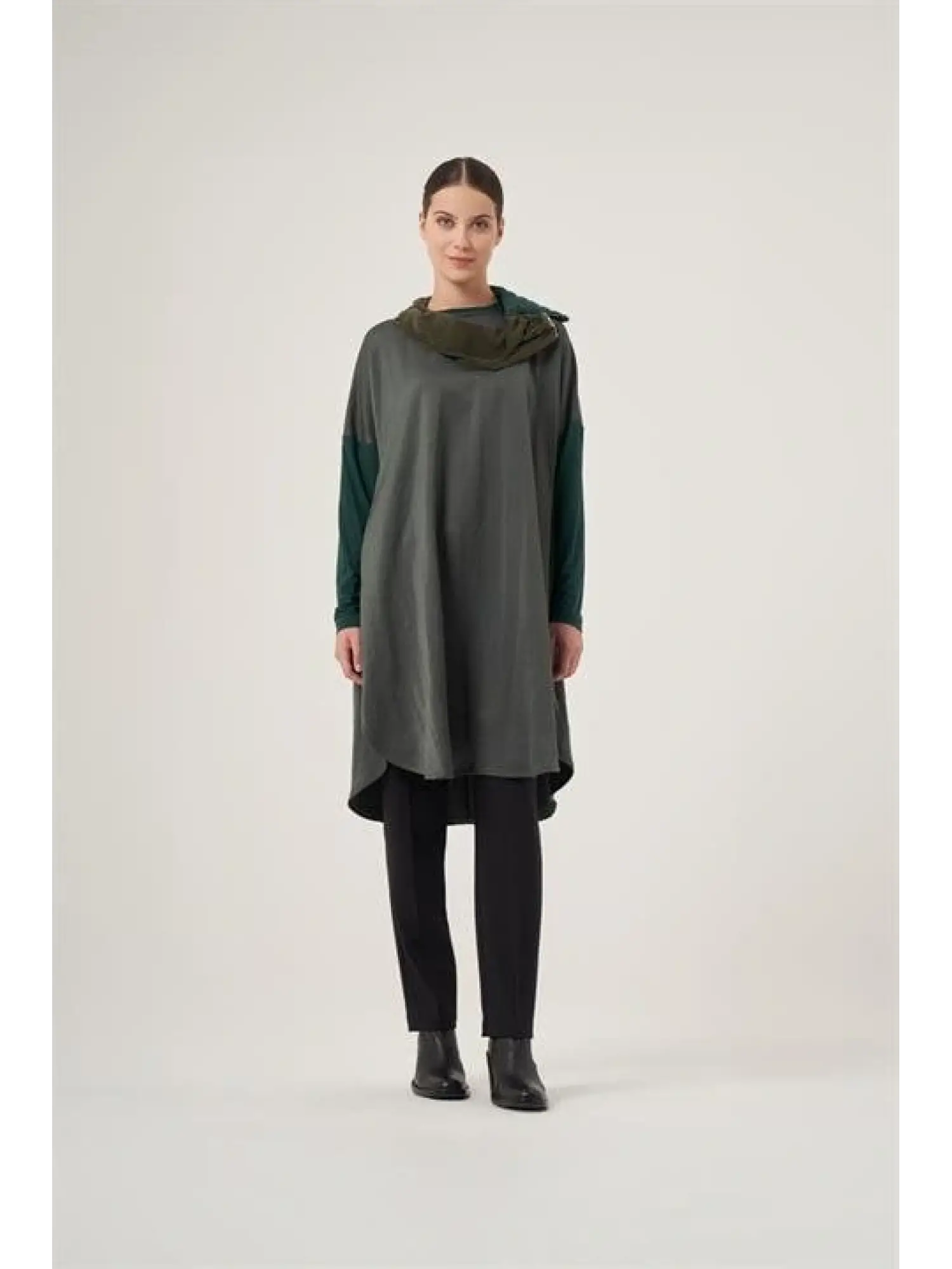 Misswhence Sırtı Fermuarlı Şal Yaka Viscon Tunik 34030