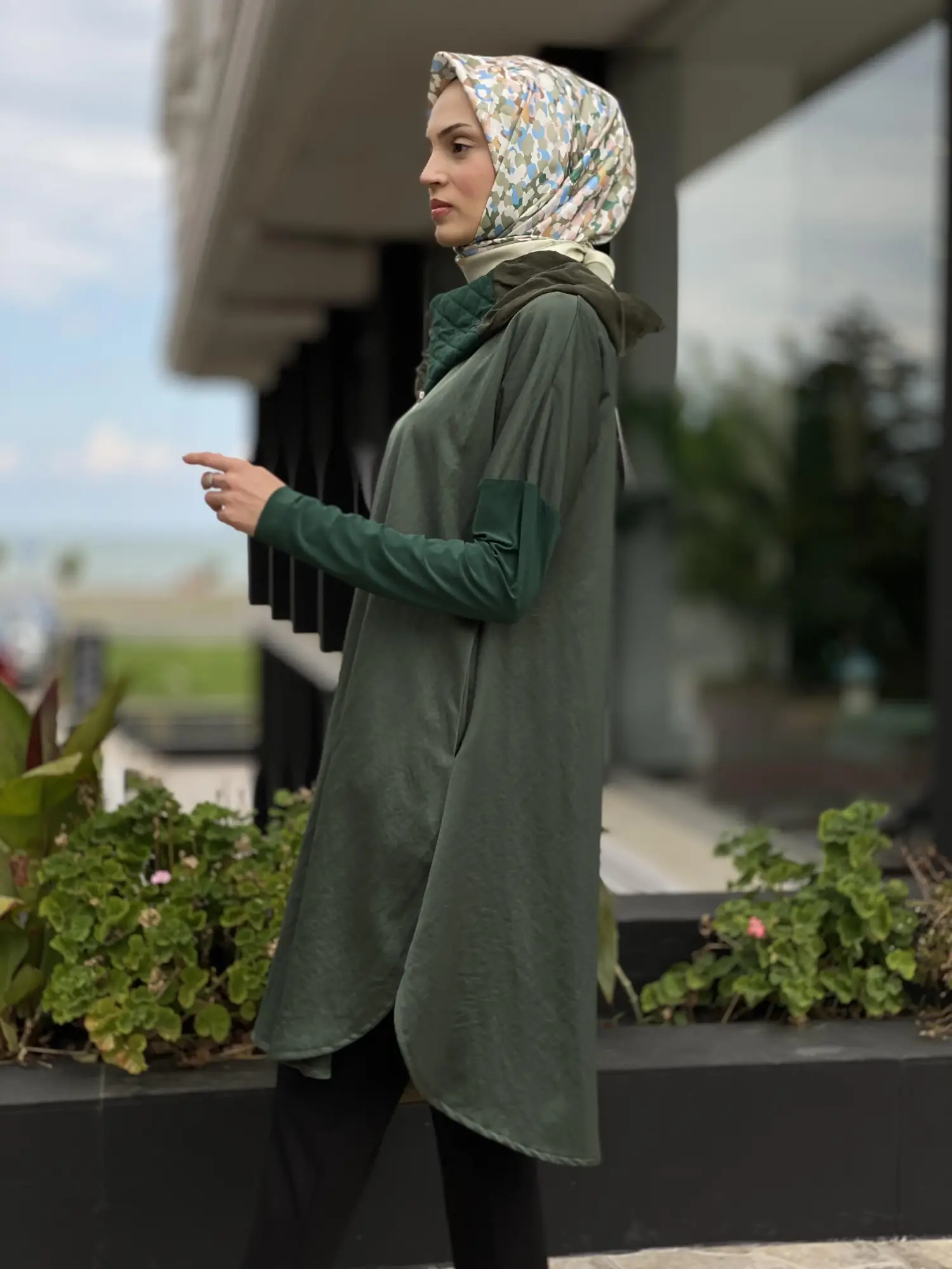 Misswhence Sırtı Fermuarlı Şal Yaka Viscon Tunik 34030