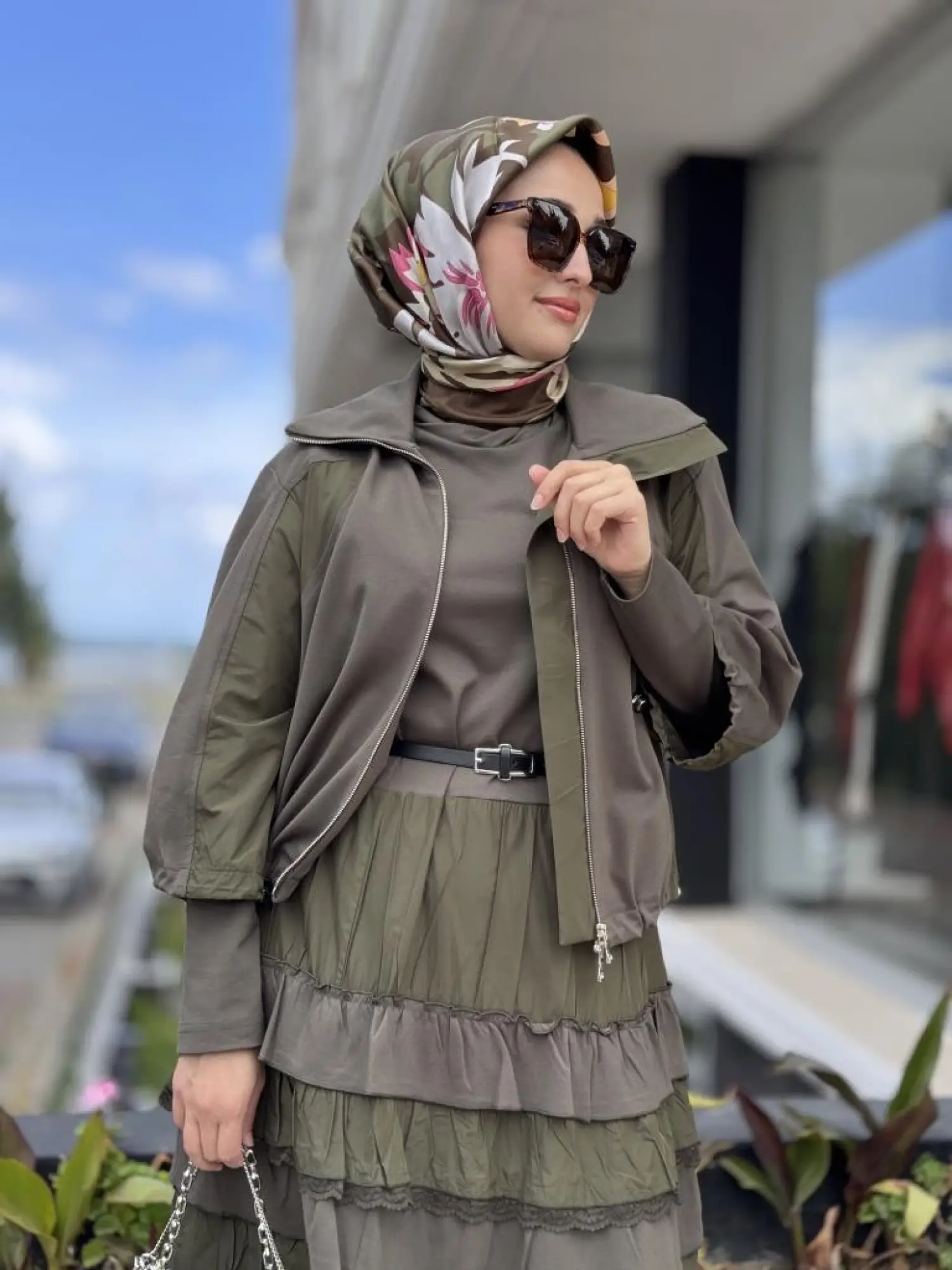 Misswhence Teknik Kumaş ve Fırfır Detaylı Ceket Elbise Takım 38807