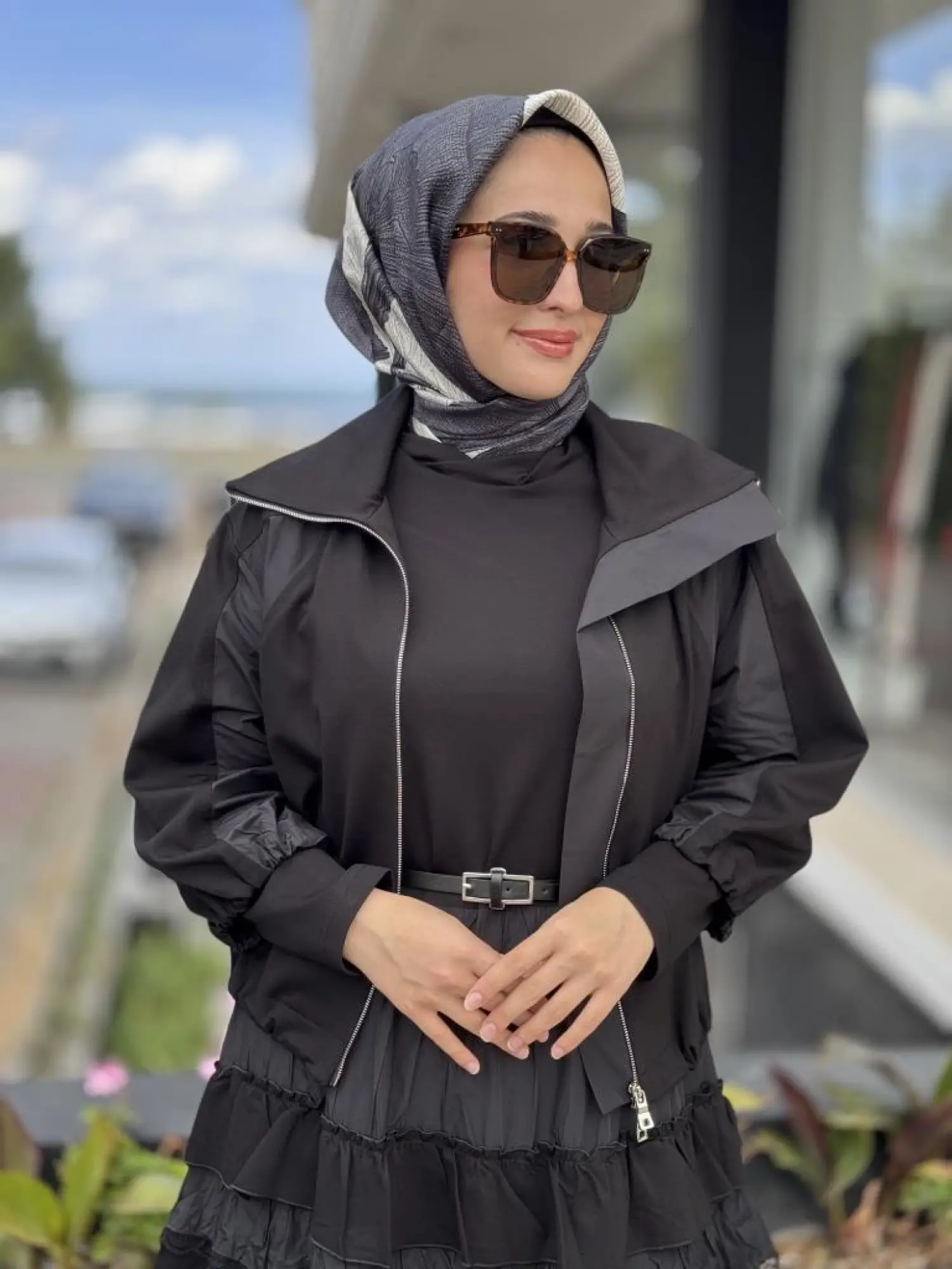 Misswhence Teknik Kumaş ve Fırfır Detaylı Ceket Elbise Takım 38807