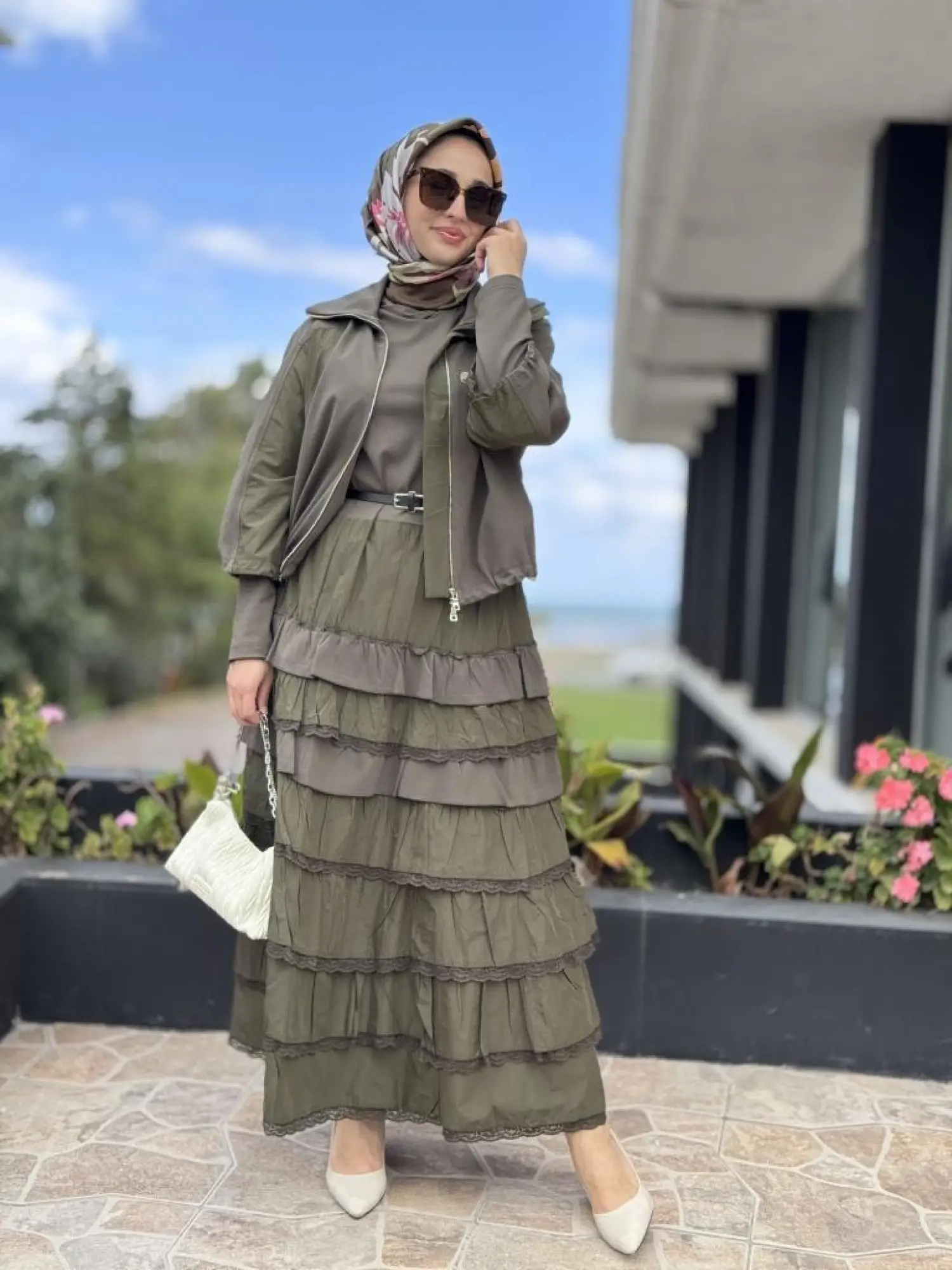 Misswhence Teknik Kumaş ve Fırfır Detaylı Ceket Elbise Takım 38807