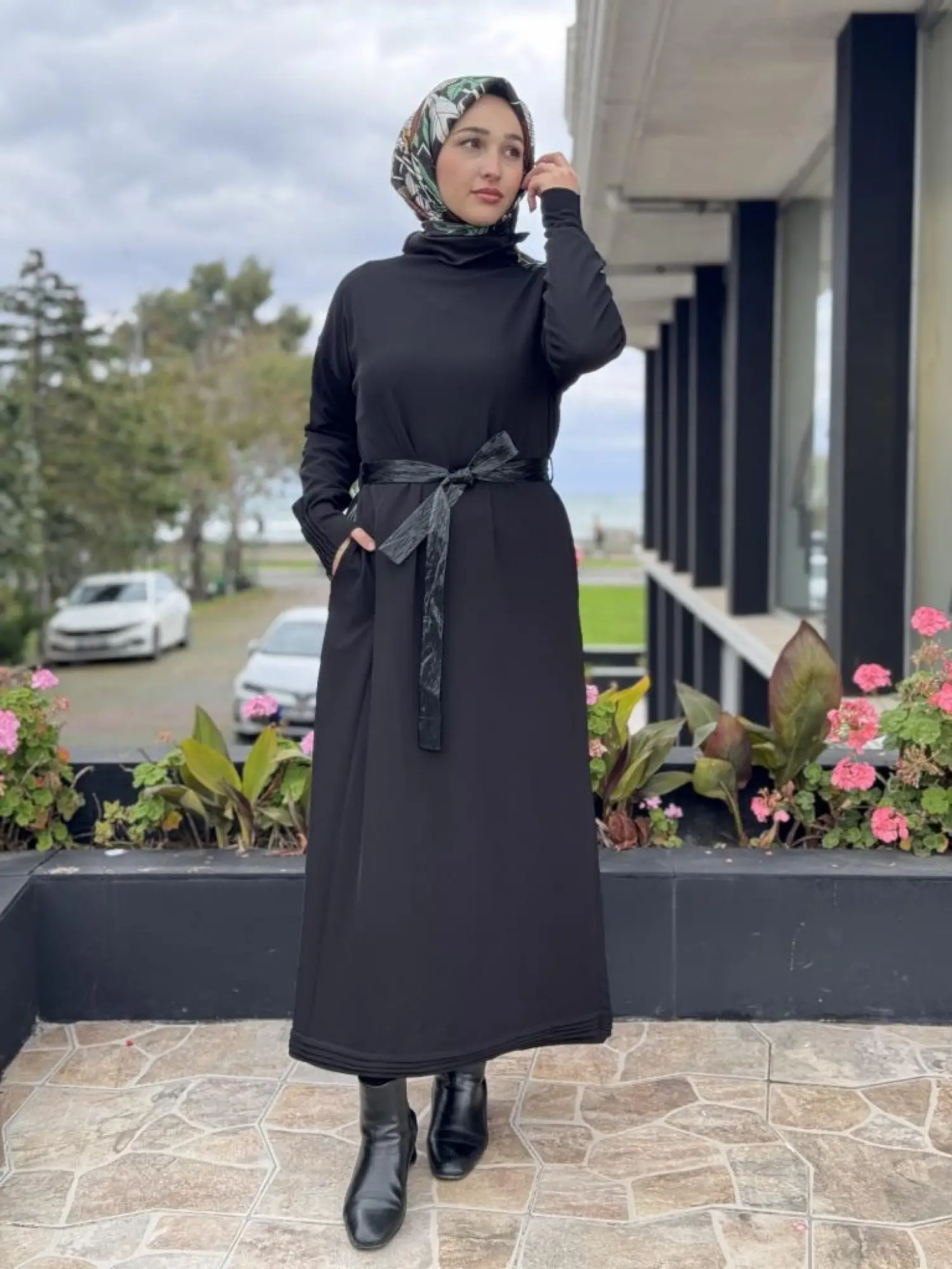 Misswhence Yaka ve Cep Fermuar Detaylı Örme Elbise 38822