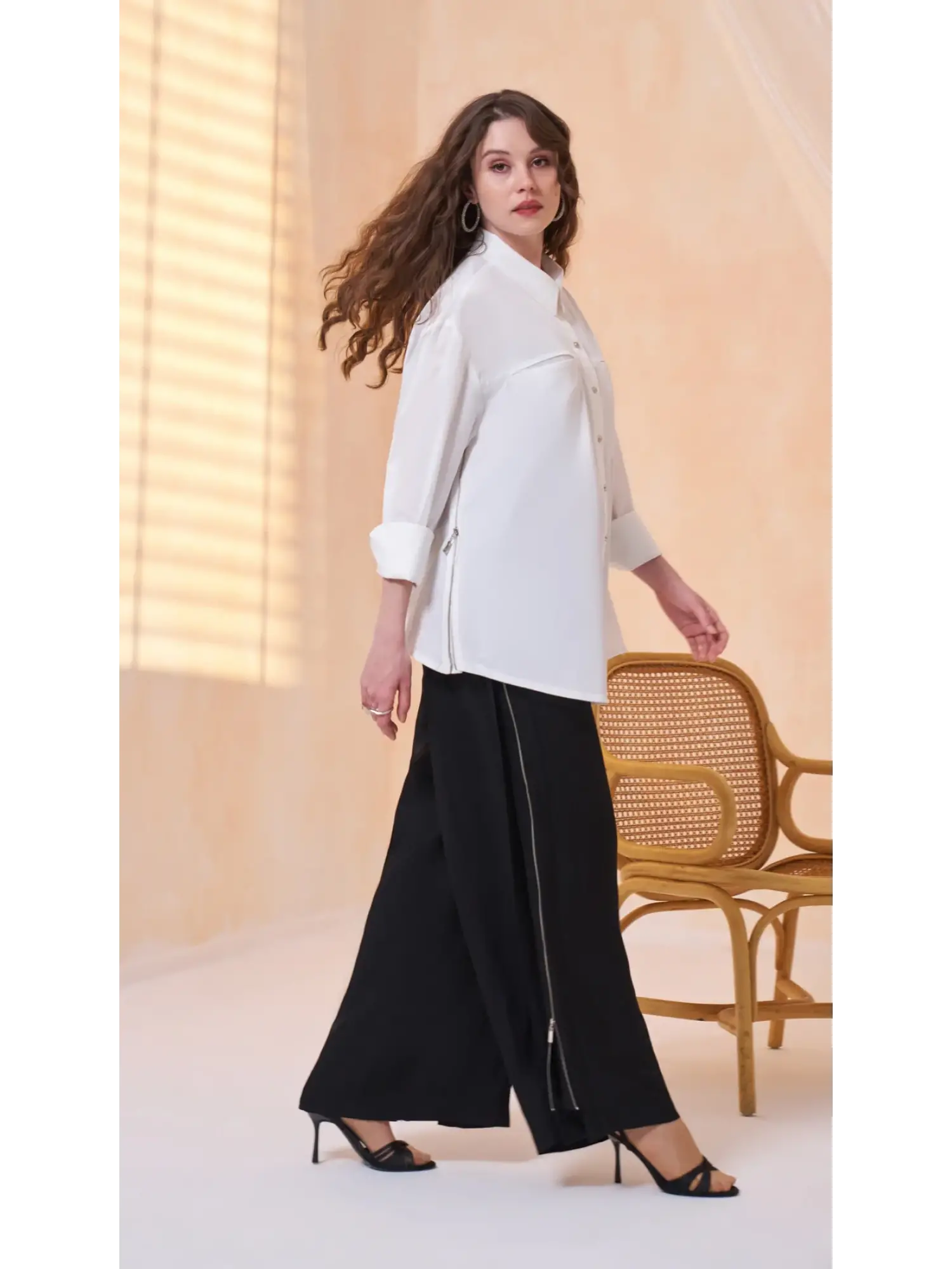 Misswhence Yanlardan Fermuar Kapama Detaylı Chanel Keten Pantolon 39114