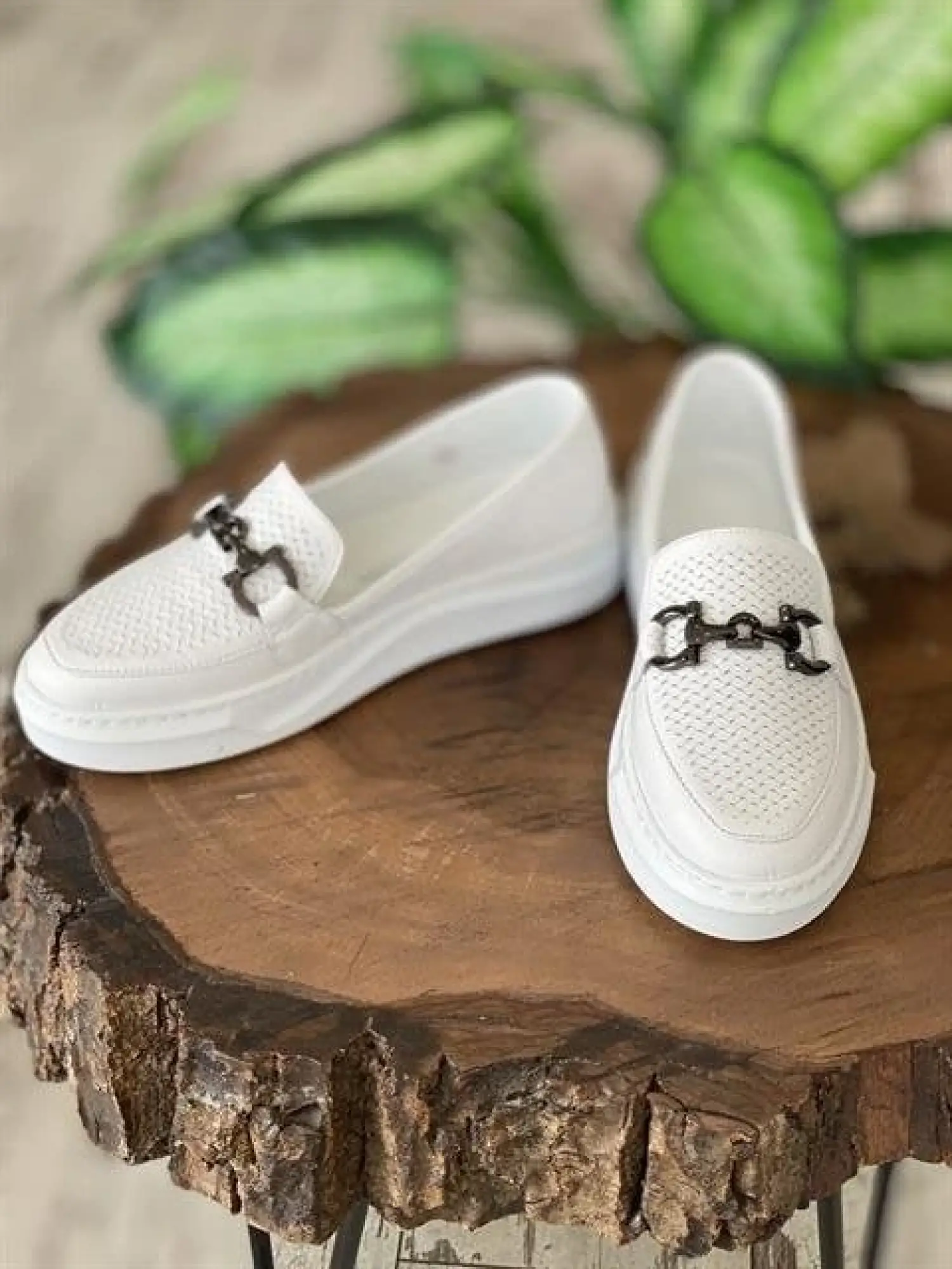 Pierre Cardin Günlük Rahat Tokalı Kadın Beyaz Ayakkabı PC52322