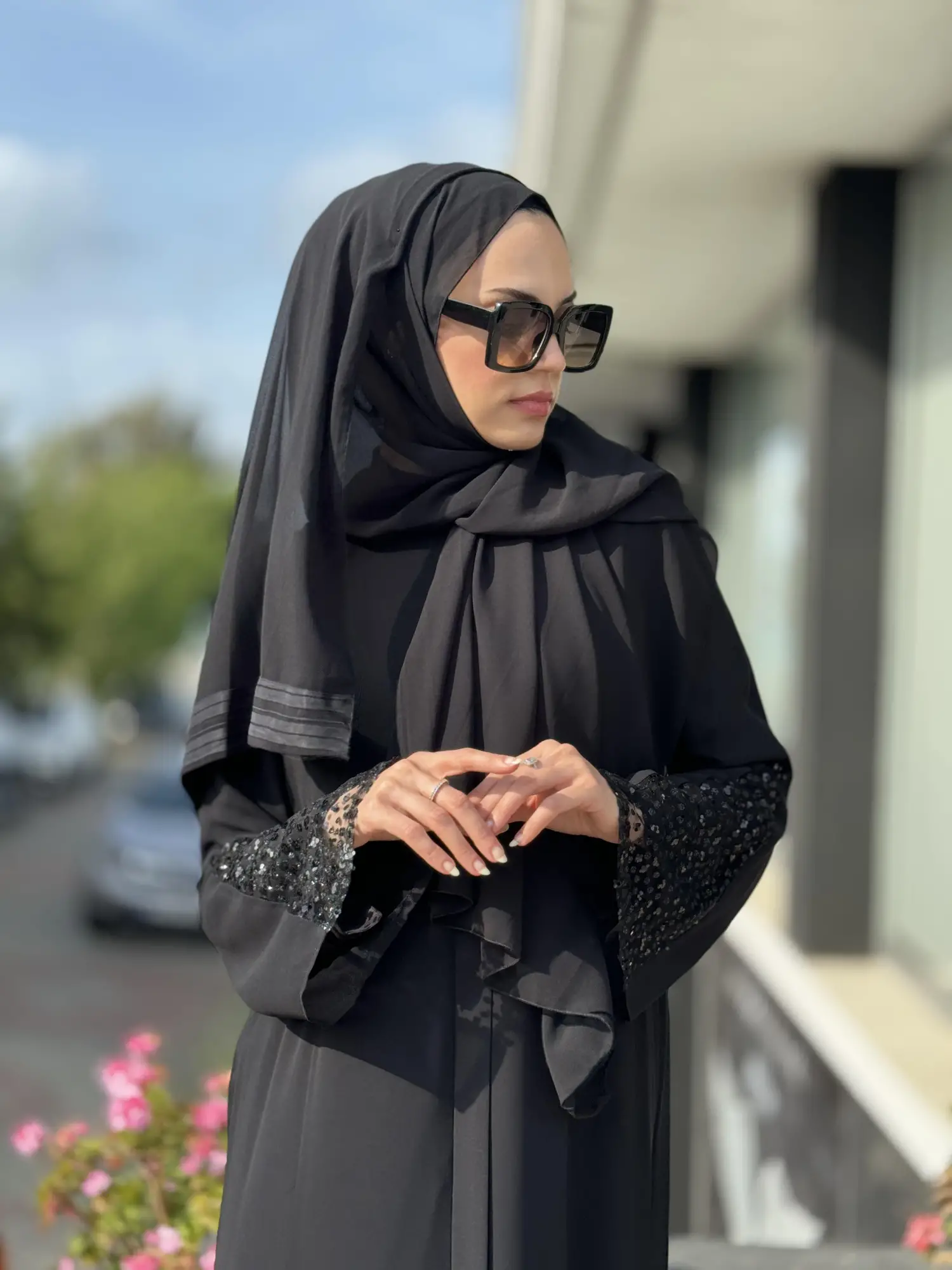 QEFFA Kol Ve Etek Uçları Parça PuL-Payet  Detaylı Siyah Ferace / Elbise Q171