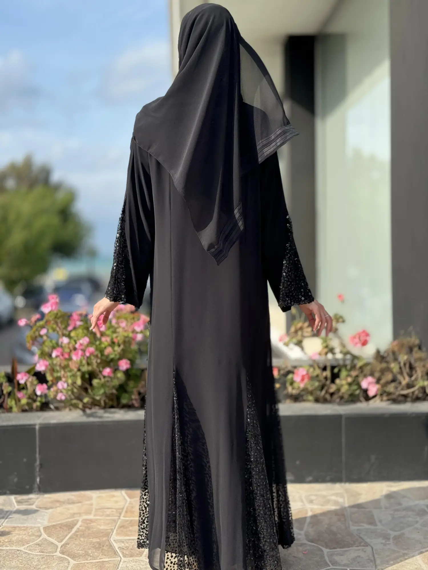 QEFFA Kol Ve Etek Uçları Parça PuL-Payet  Detaylı Siyah Ferace / Elbise Q171