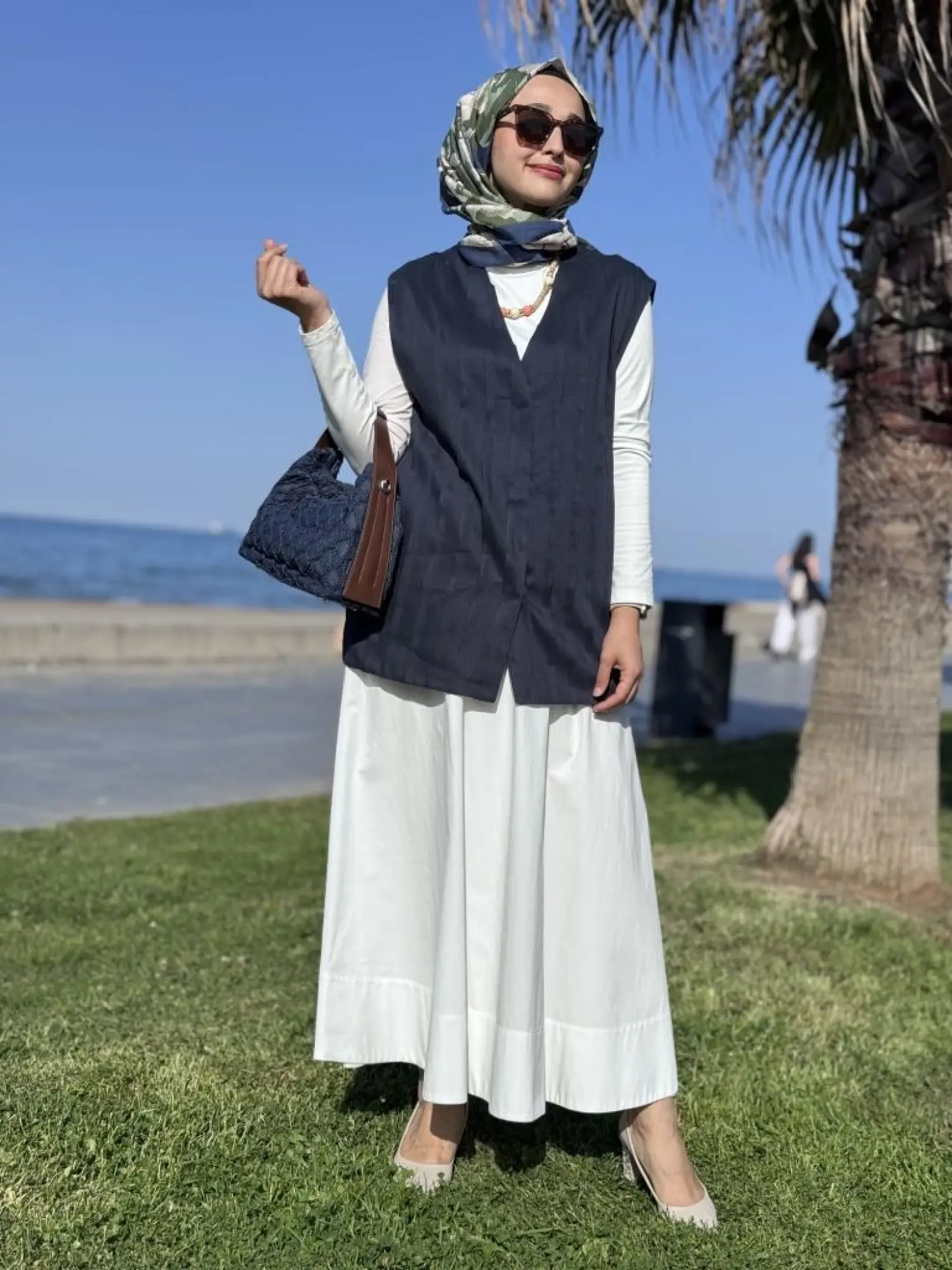 QooQ Store Serpent Çıtçıtlı Keten Yelek 25SS609