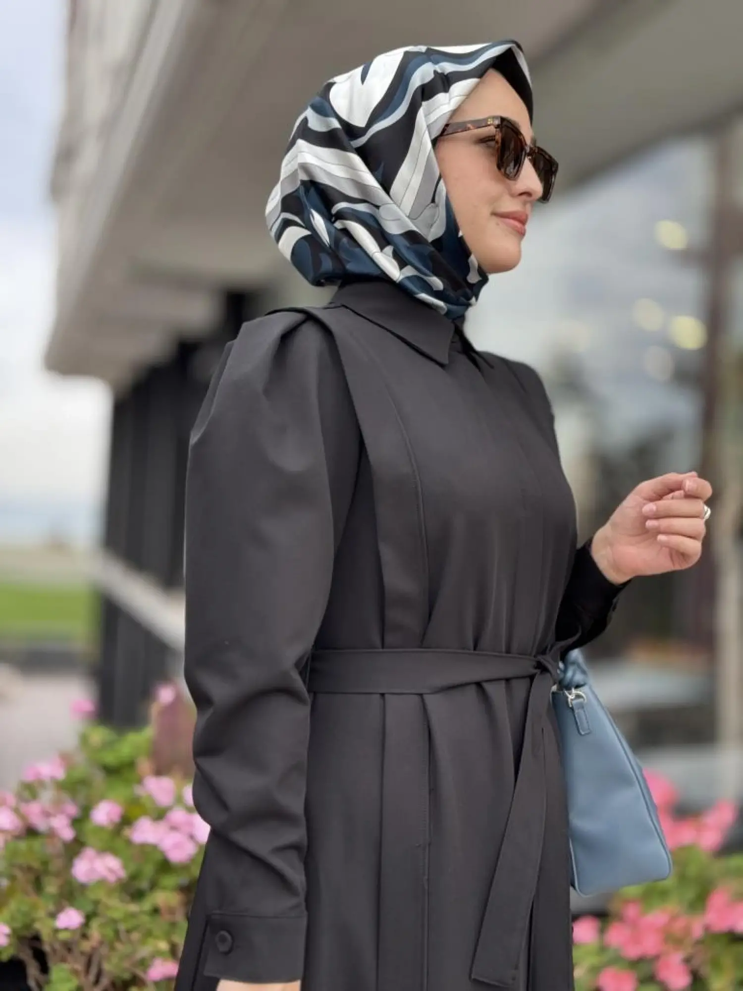 Qupra Etek Ucu Nakış İşlemeli Omuz Detaylı ElbiseWAC95003