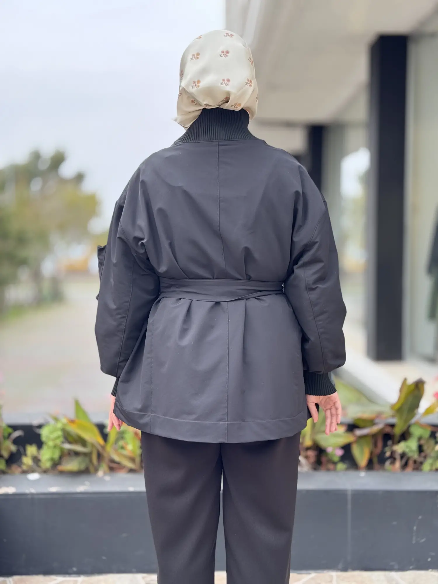 Qupra Kemer ve Cep Detaylı Ribanalı Mont WAC91021