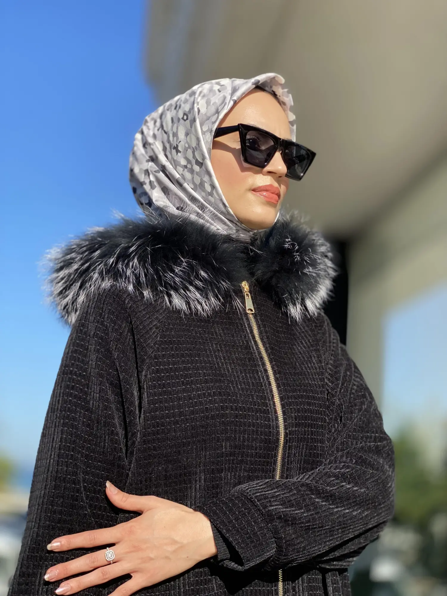 Qupra Kürk Detaylı Fermuarlı Kap QAV51038