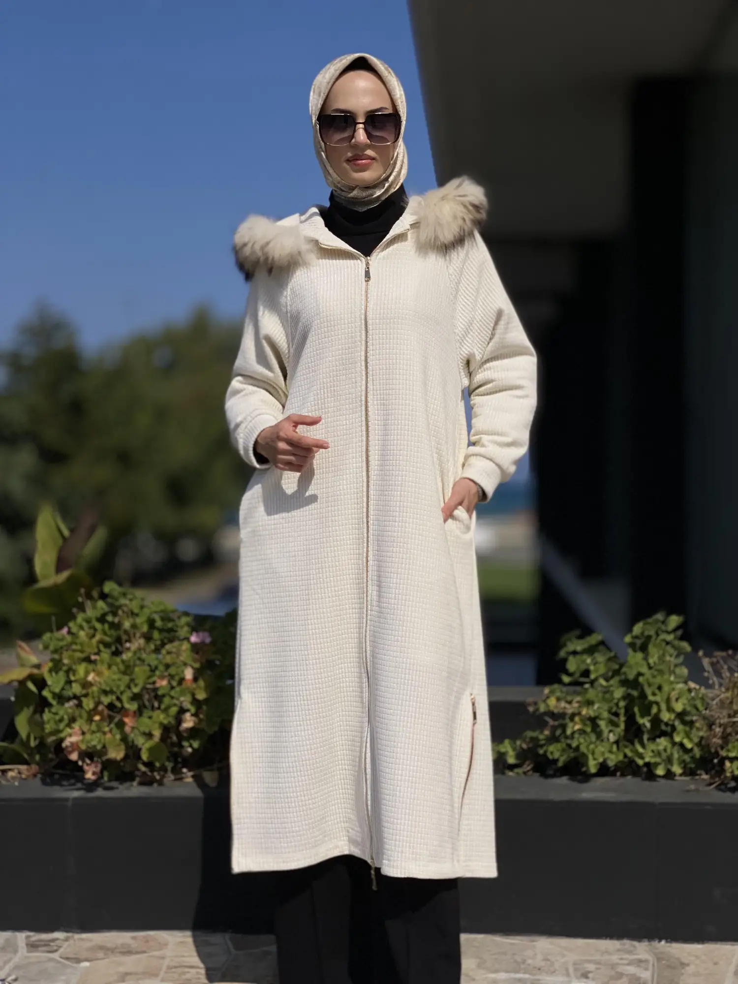 Qupra Kürk Detaylı Fermuarlı Kap QAV51038