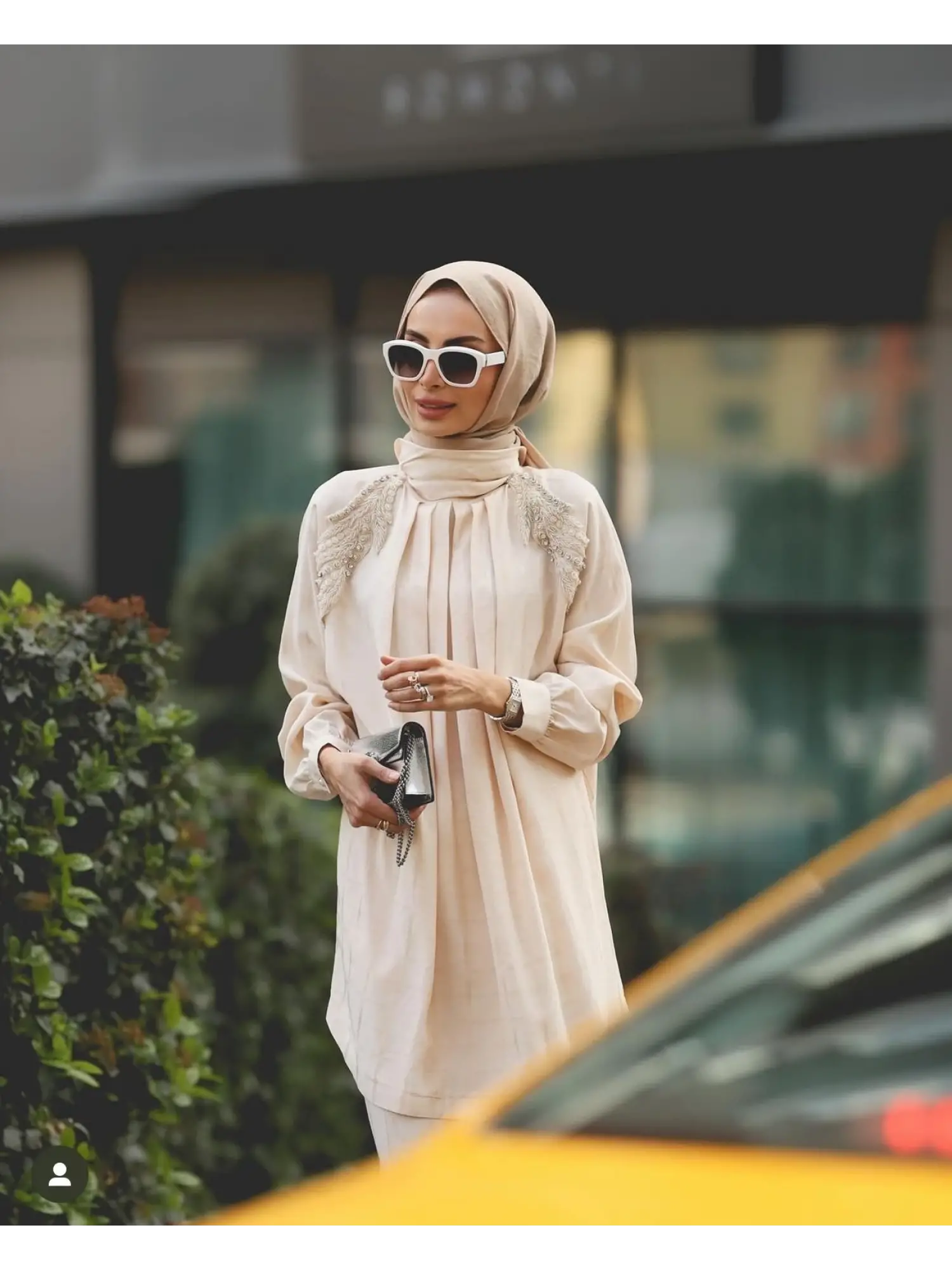 Qupra Omuzları İşlemeli Kemerli Tunik Pantolon Takım QAY62119