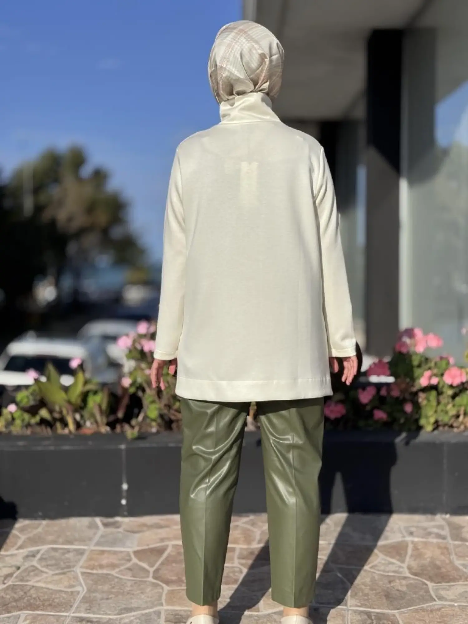 Qupra Önü Çiçek Baskılı Tunik Deri Pantolonlu Takım WAC92006