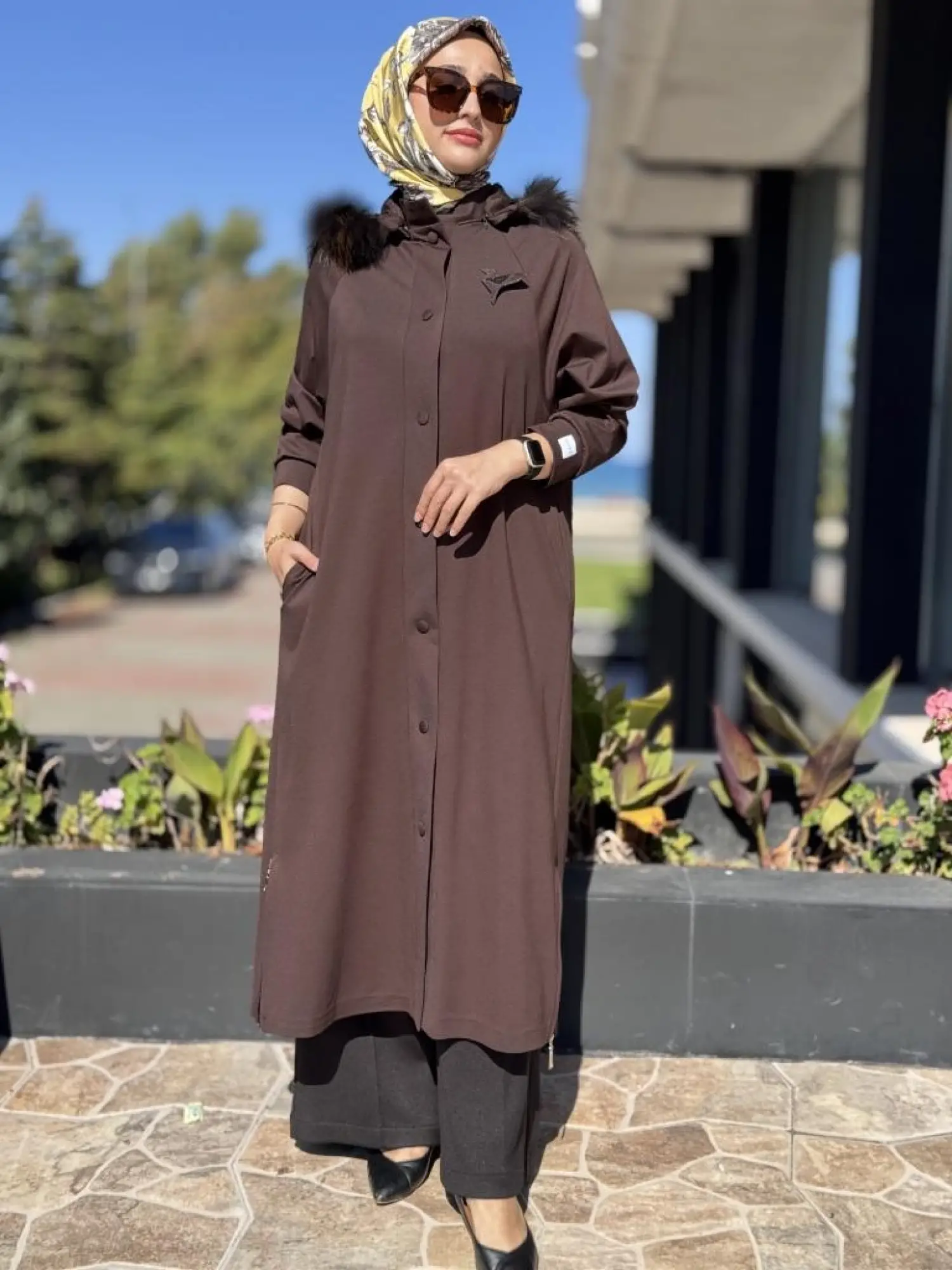 Qupra Seyyar Kürk Kapüşonlu Çıtçıt Kapamalı Uzun Kap WAC91014