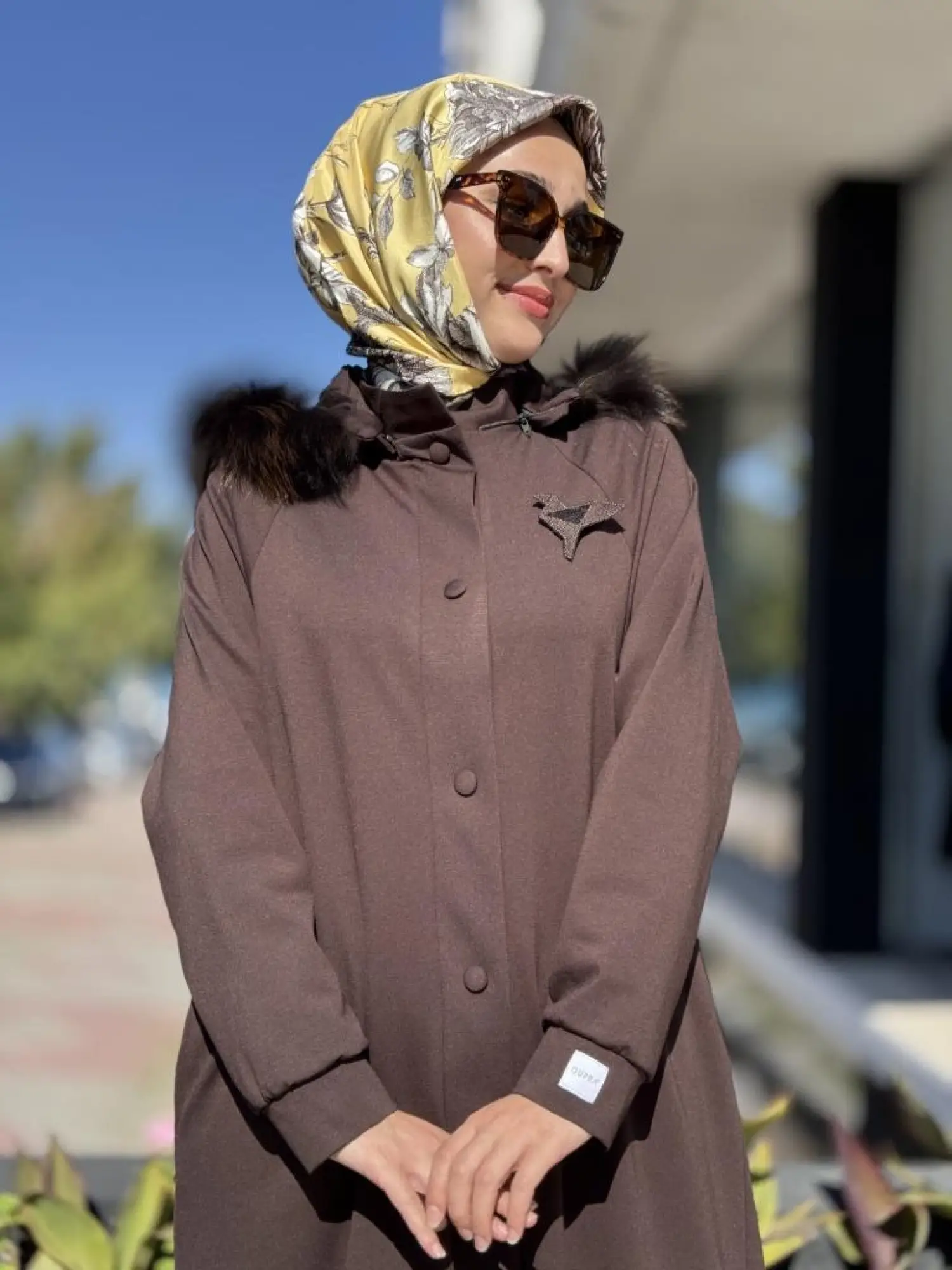 Qupra Seyyar Kürk Kapüşonlu Çıtçıt Kapamalı Uzun Kap WAC91014