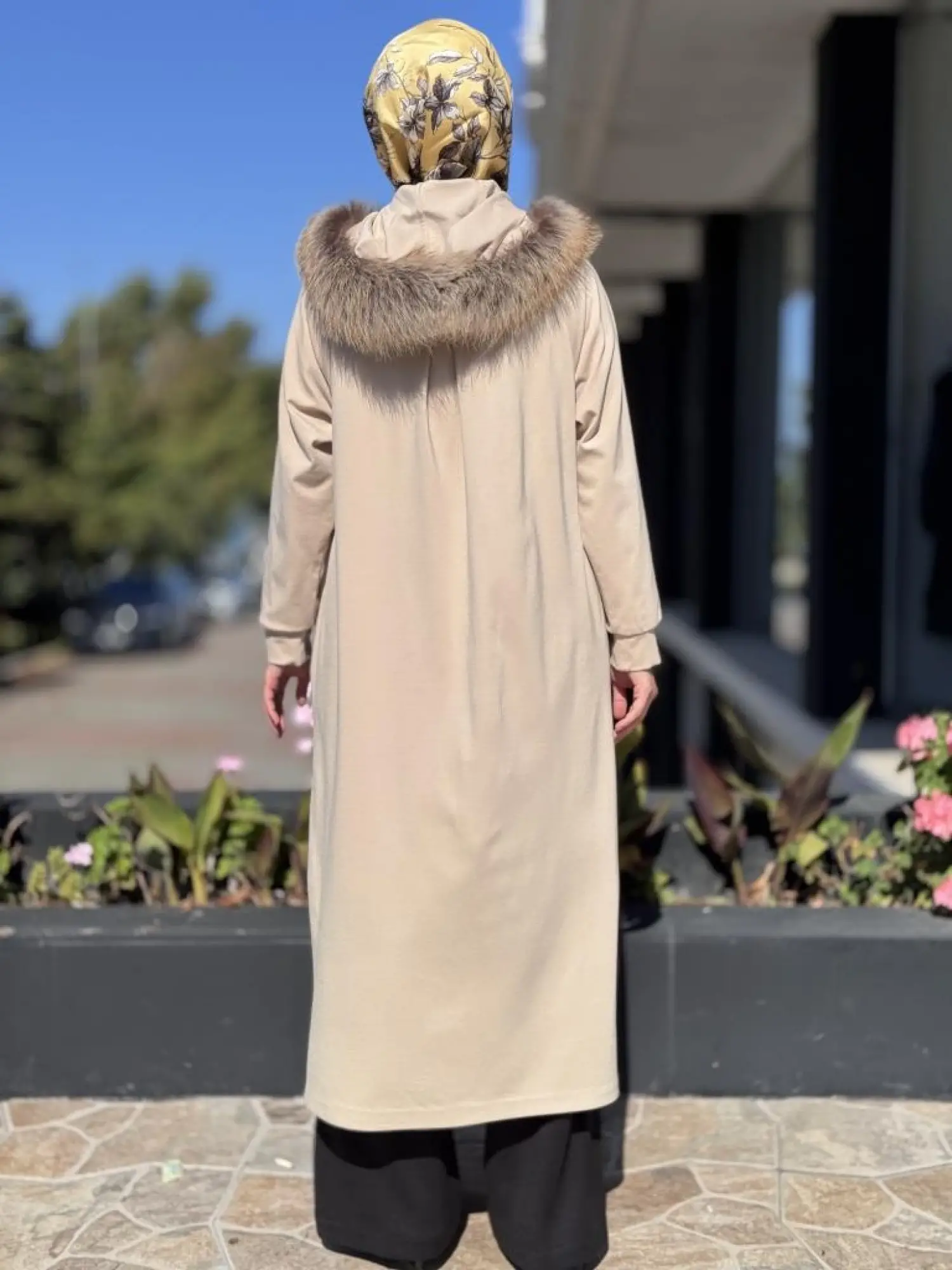 Qupra Seyyar Kürk Kapüşonlu Çıtçıt Kapamalı Uzun Kap WAC91014