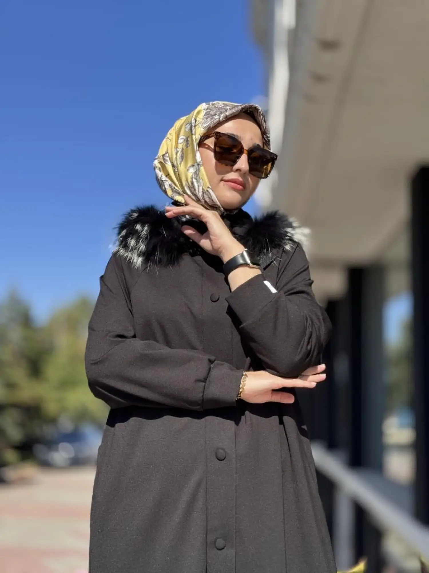 Qupra Seyyar Kürk Kapüşonlu Çıtçıt Kapamalı Uzun Kap WAC91014