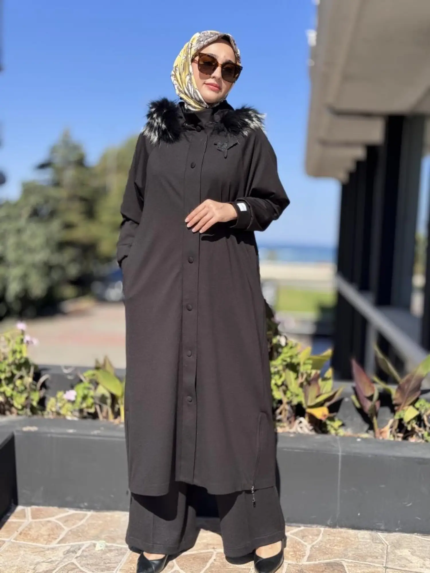 Qupra Seyyar Kürk Kapüşonlu Çıtçıt Kapamalı Uzun Kap WAC91014