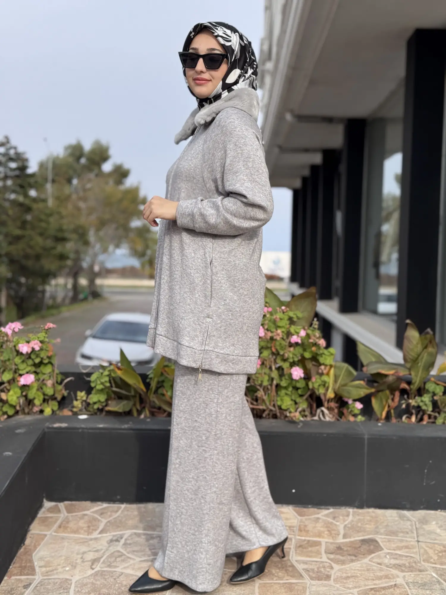 Qupra Sırtı Boncuk Detaylı Seyyar Kürk Detaylı Kap Pantolon Takım WAC92033