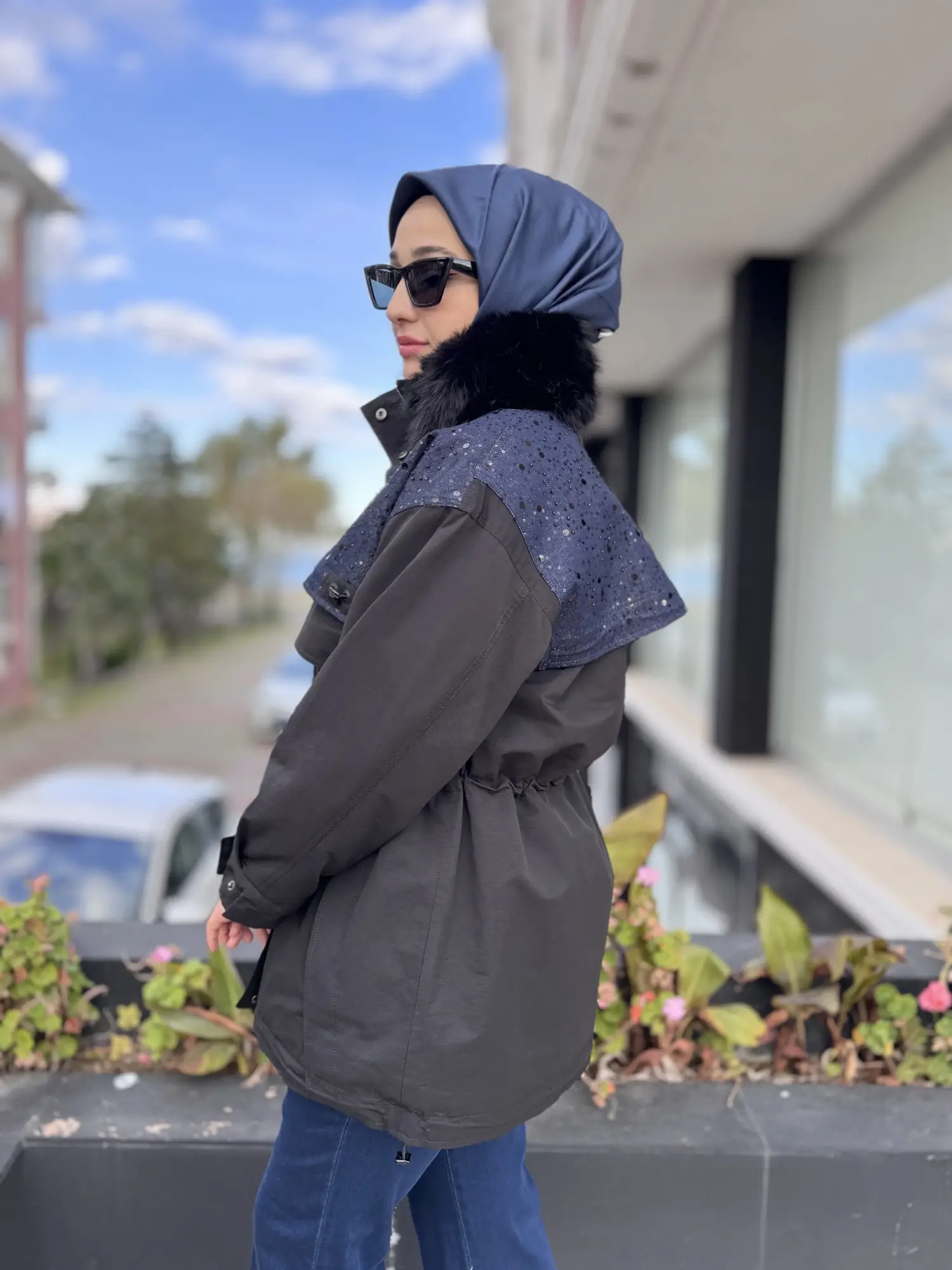 SİYAH-LACİVERT G6542 Denim Detaylı Seyyar Kürklü Kaban