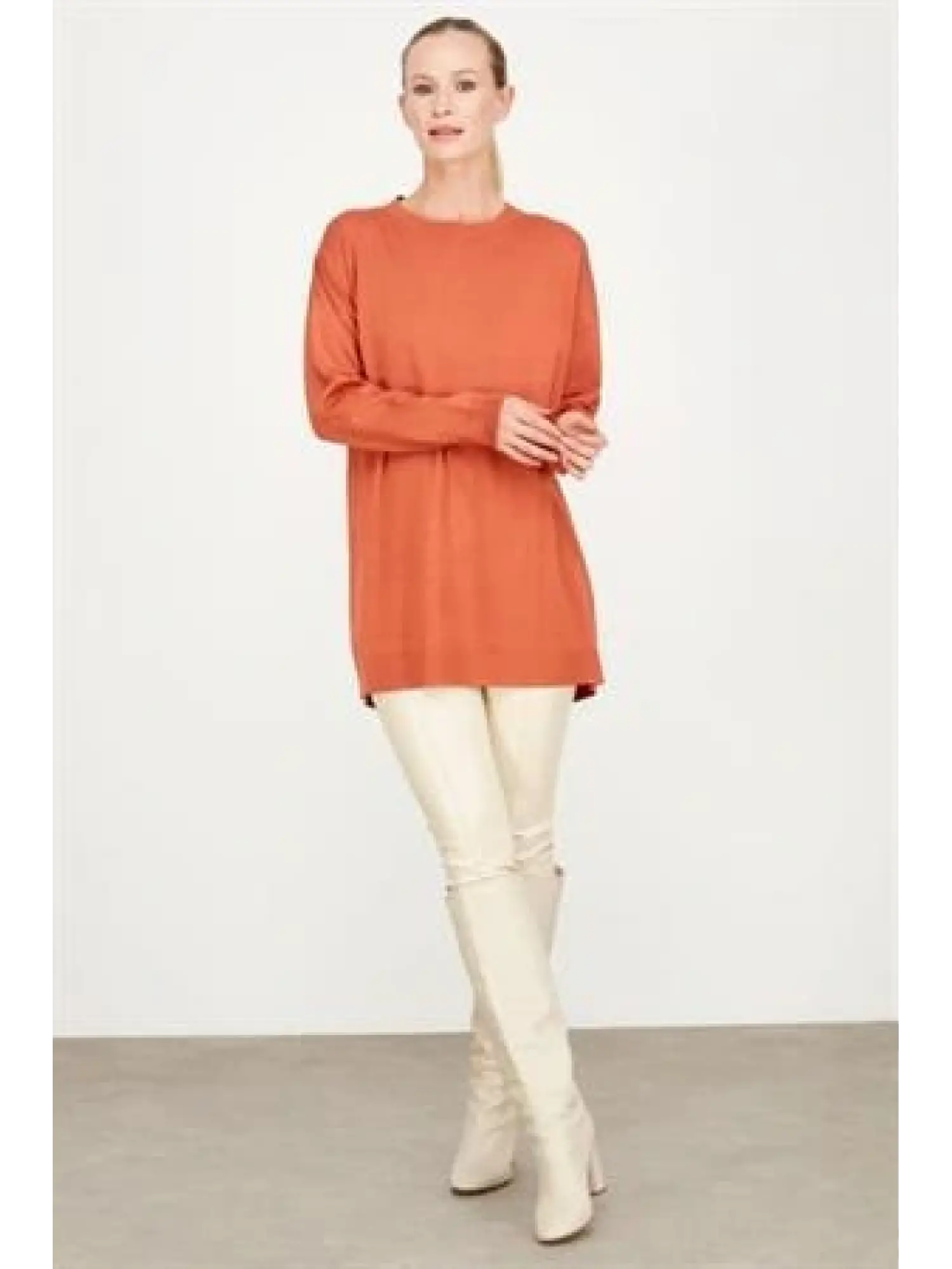 Tığ Triko Arkası Yırtmaçlı Yün Triko Tunik TNK21494