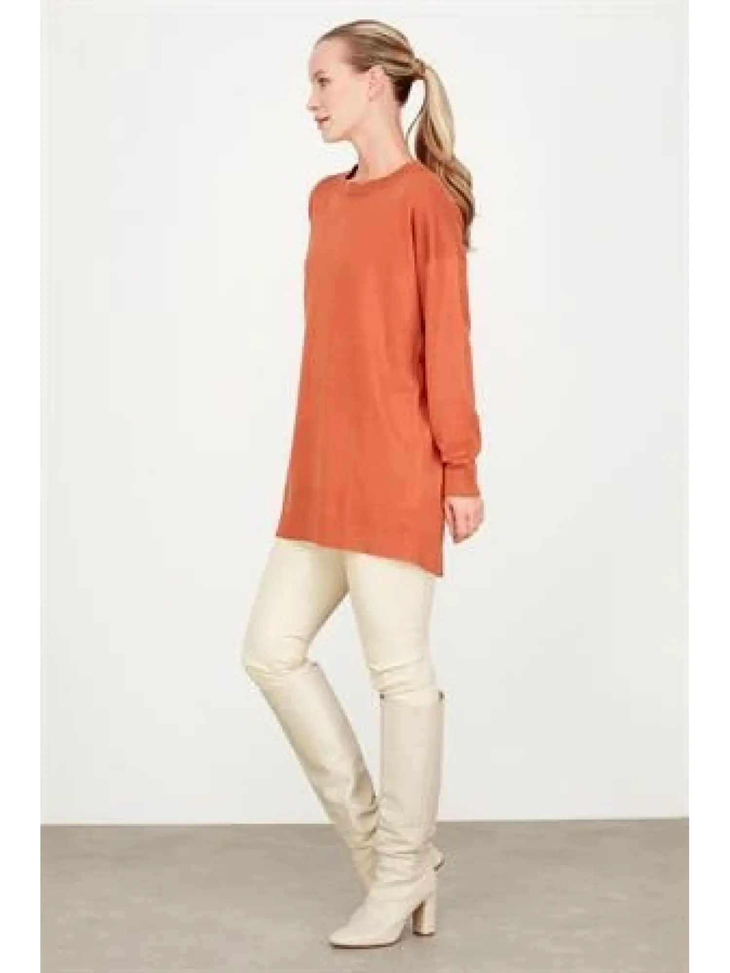 Tığ Triko Arkası Yırtmaçlı Yün Triko Tunik TNK21494