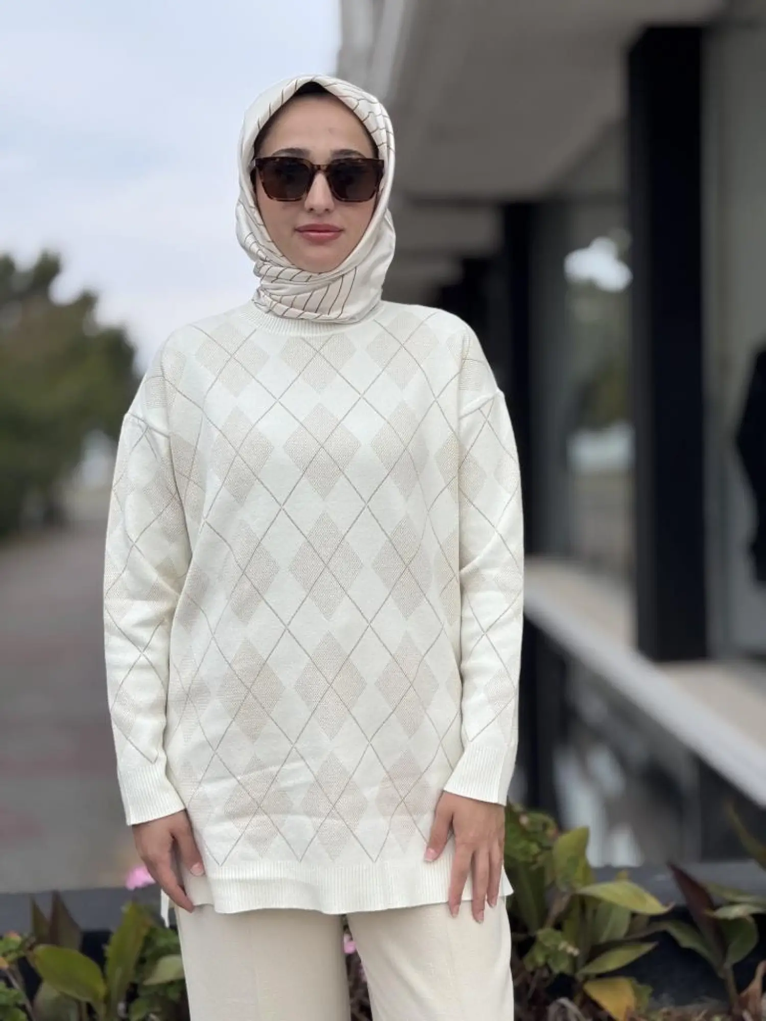 Tığ Triko Baklava Desenli Triko Tunik TNK21855