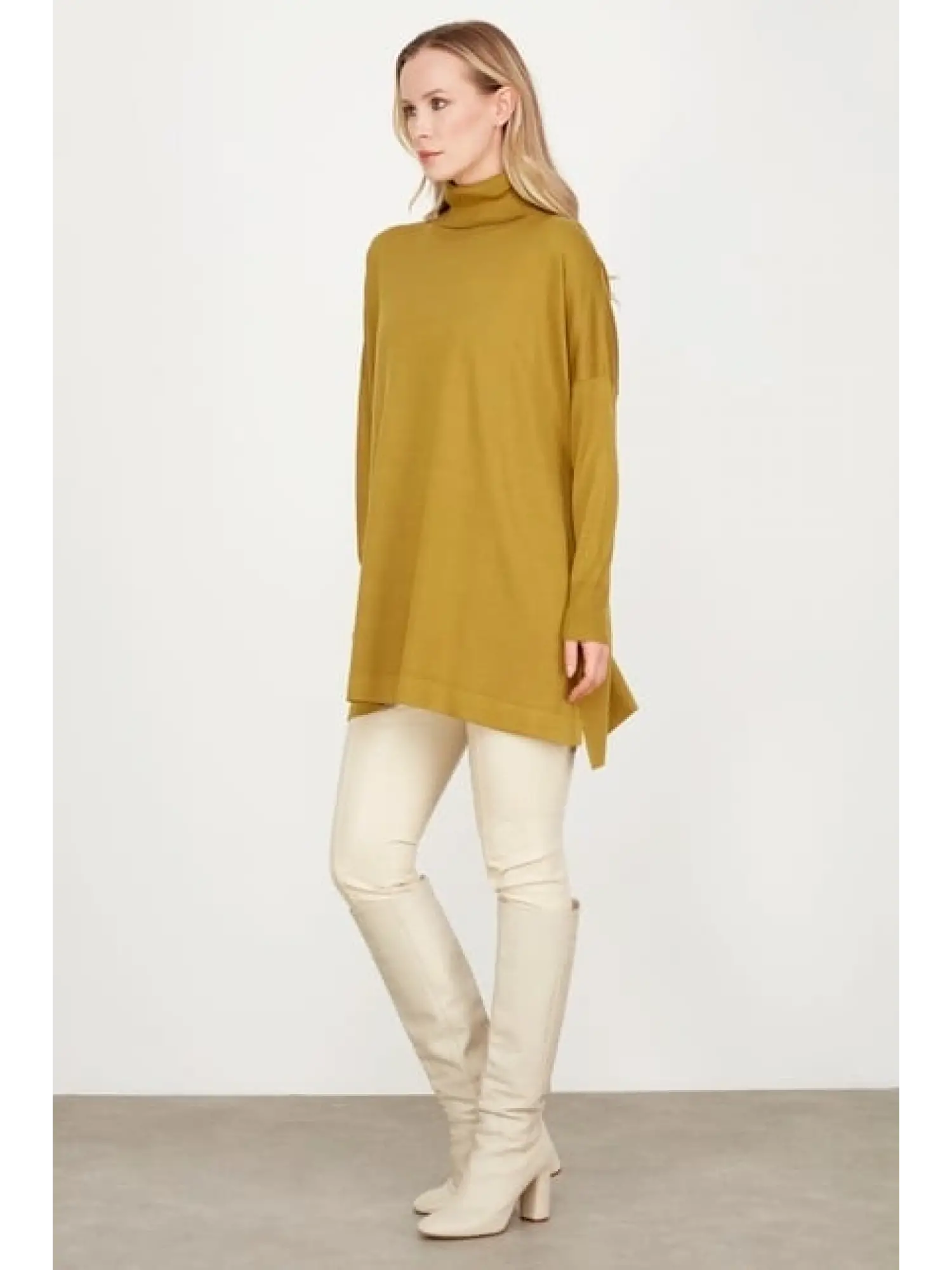 Tığ Triko Balıkçı Yaka Oversize Basic Triko Tunik TNK21135