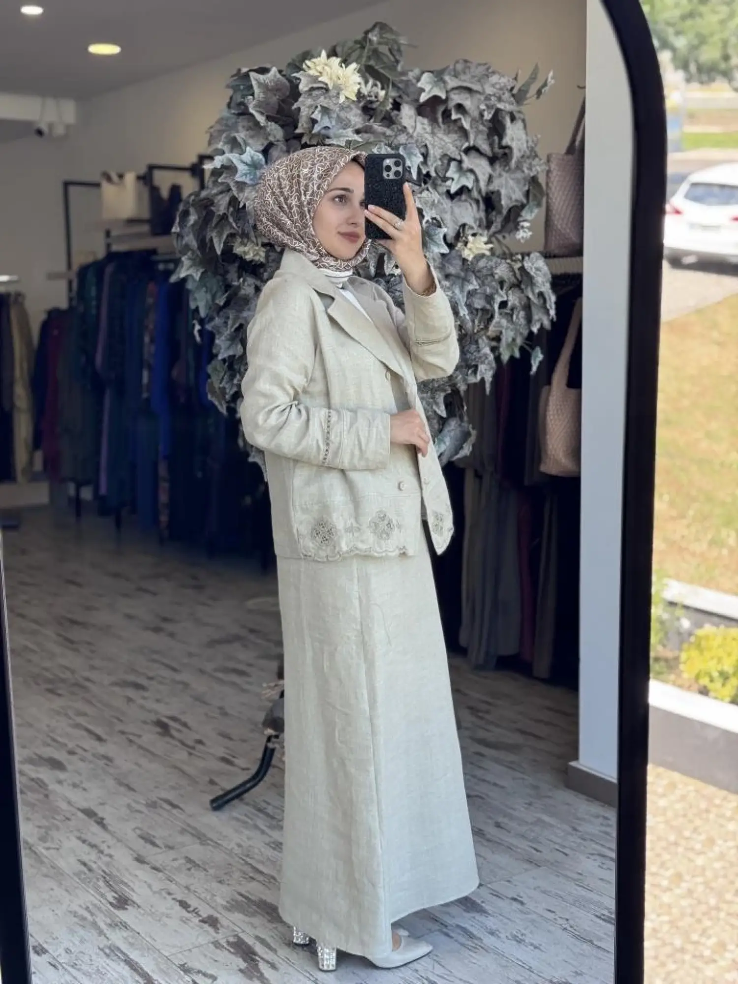 Tığ Triko Beyaziş Nakışlı Keten Kruvaze Ceket Etek Takım TKM3087