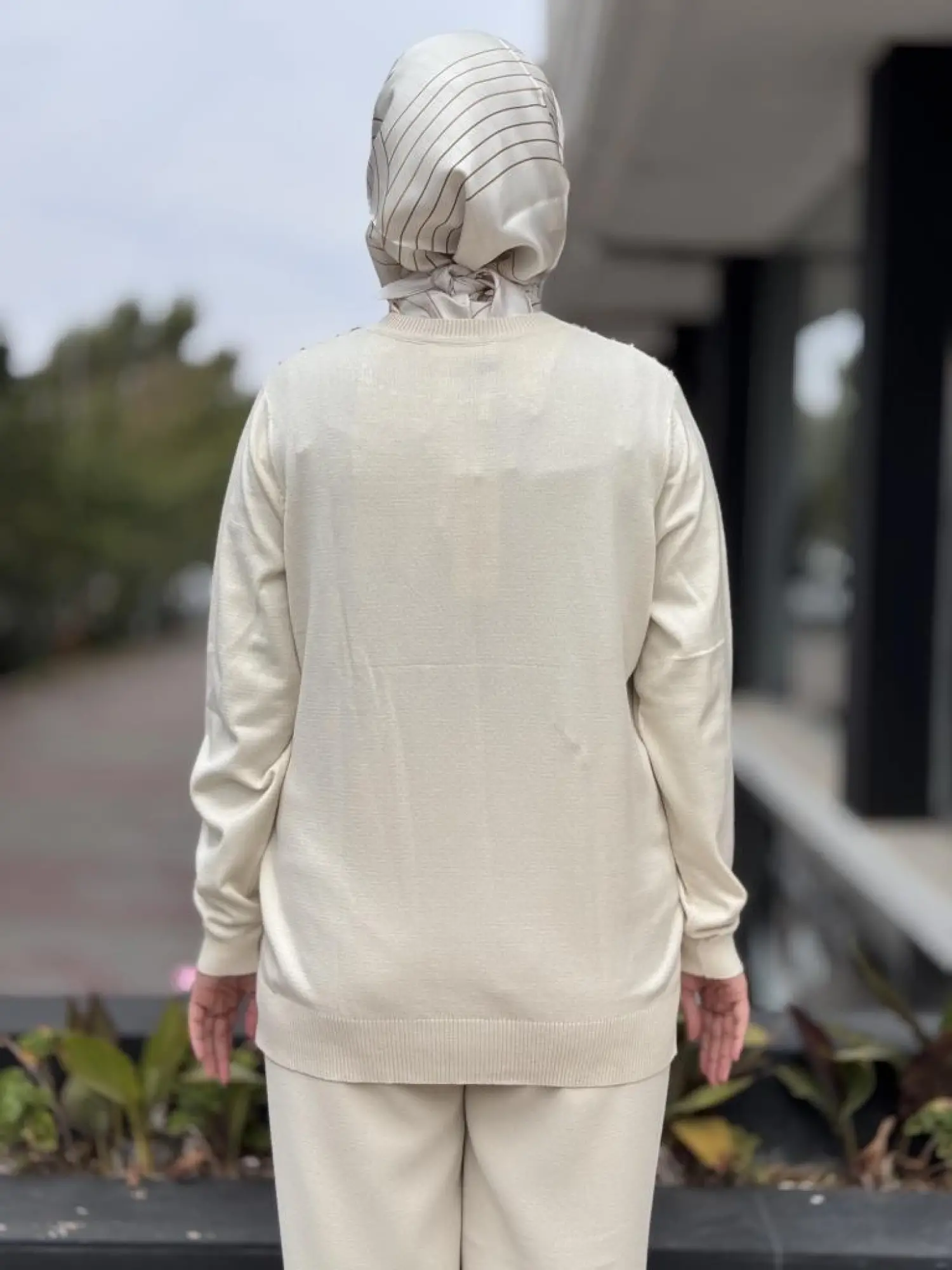 Tığ Triko Boncuk İşlemeli Bluz BLZ21725