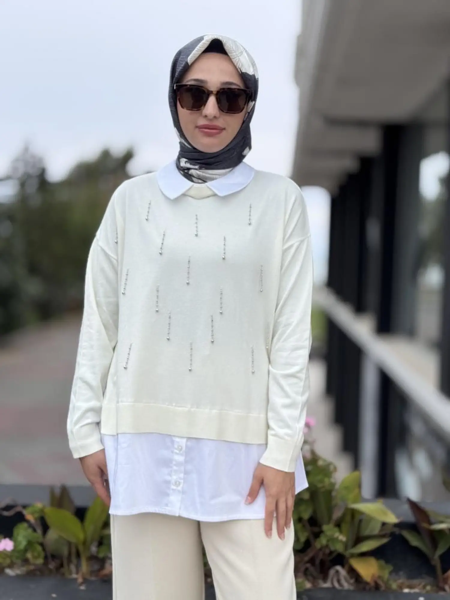 Tığ Triko Boncuk İşlemeli Gömlek Detaylı Tunik TNK21704