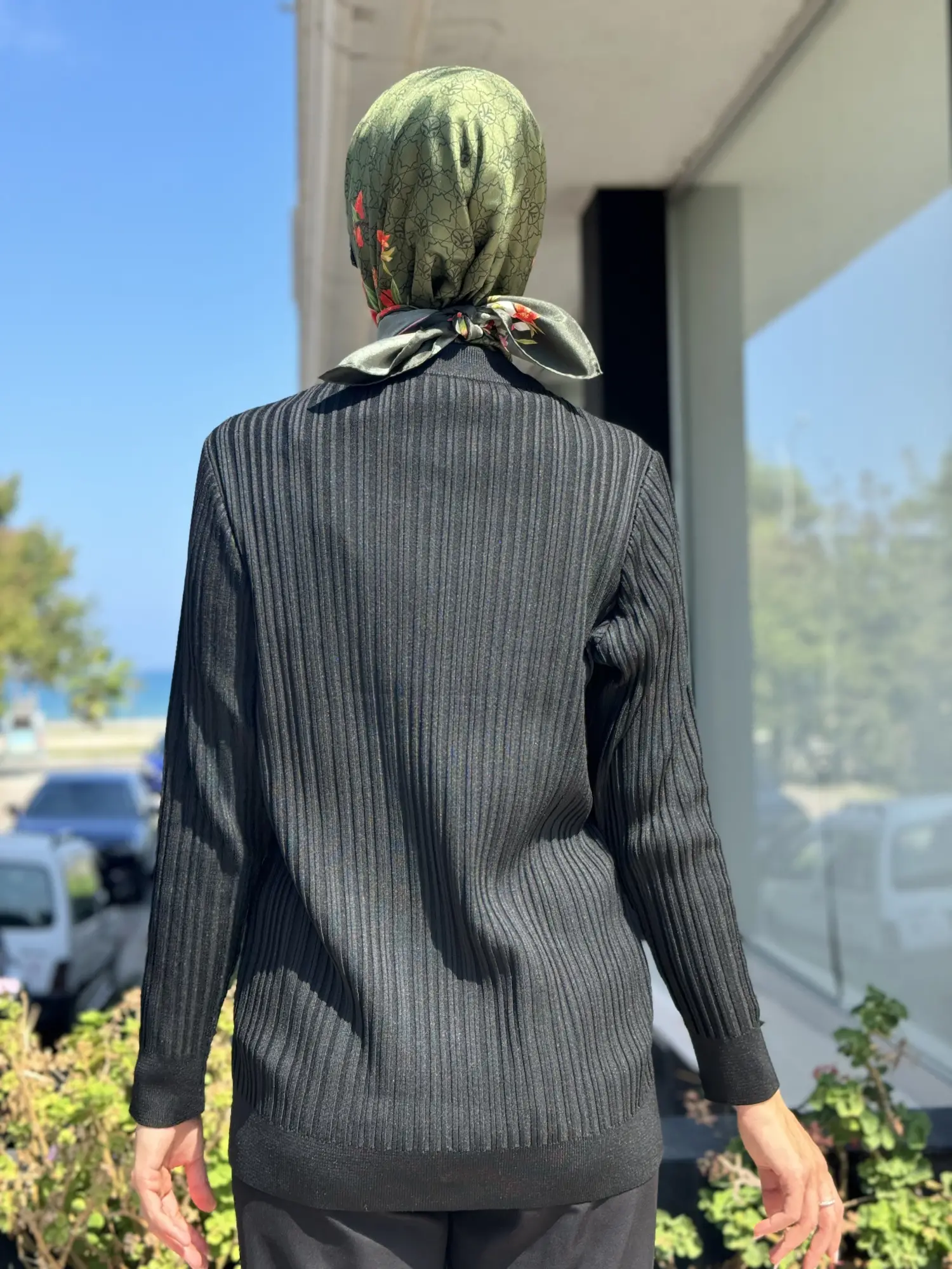 Tığ Triko Cep Detaylı Triko Hırka HRK21546